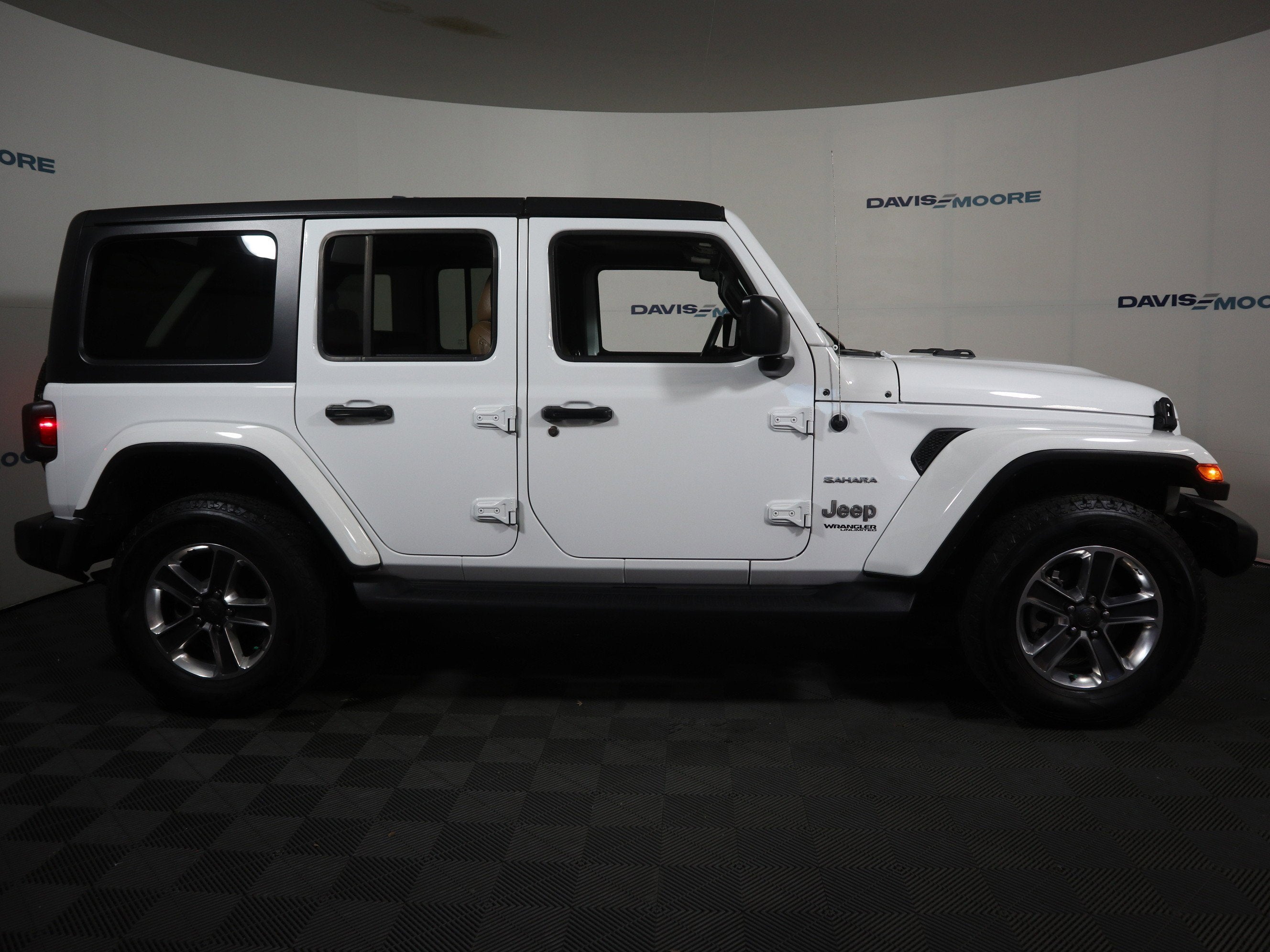 2021 Jeep Wrangler Sahara