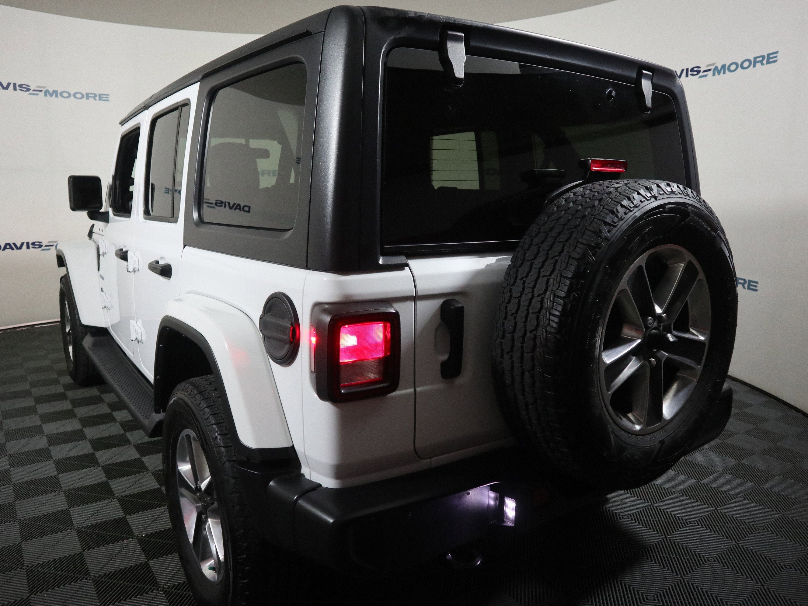 2021 Jeep Wrangler Sahara