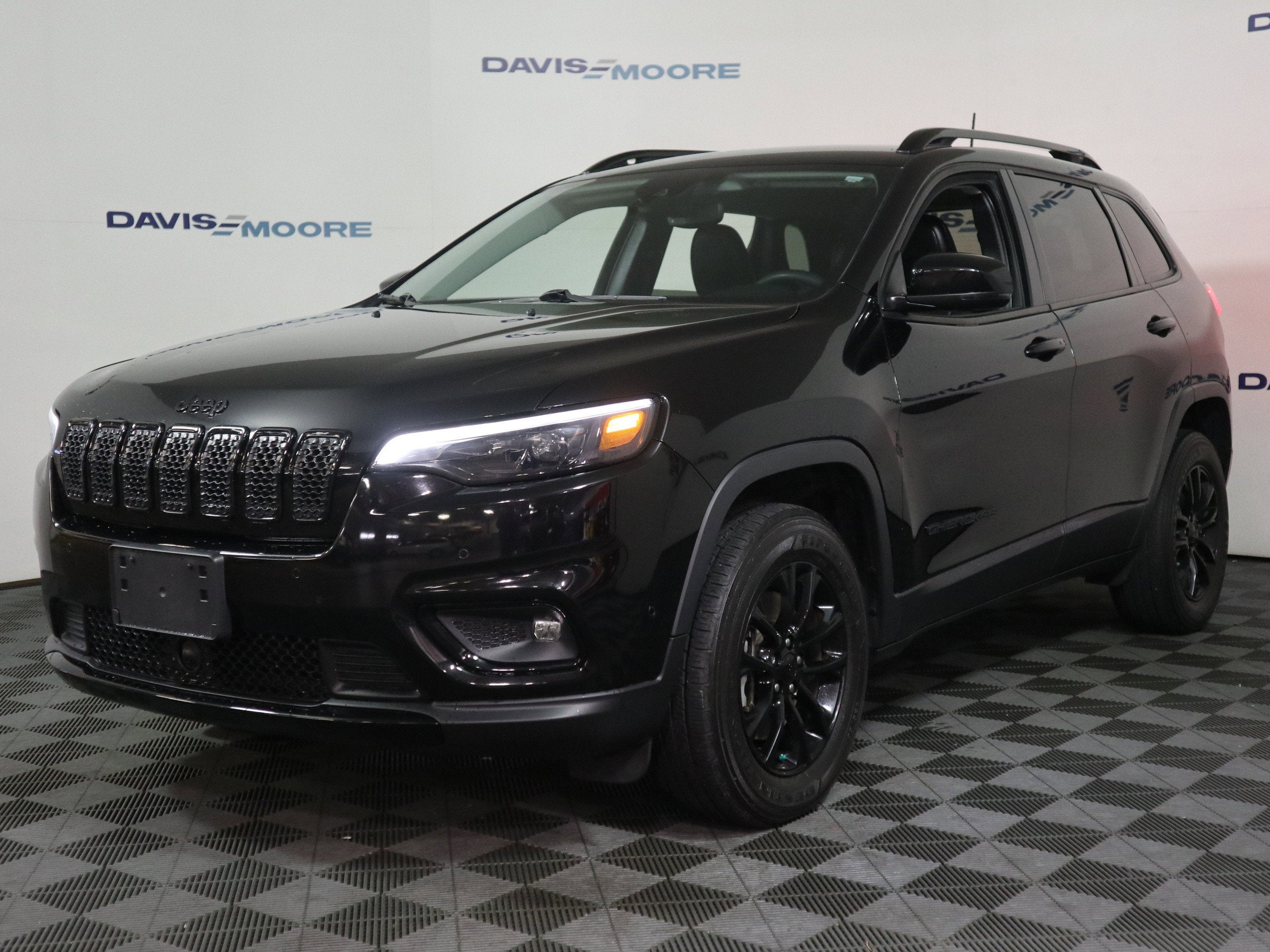 2023 Jeep Cherokee Altitude Lux