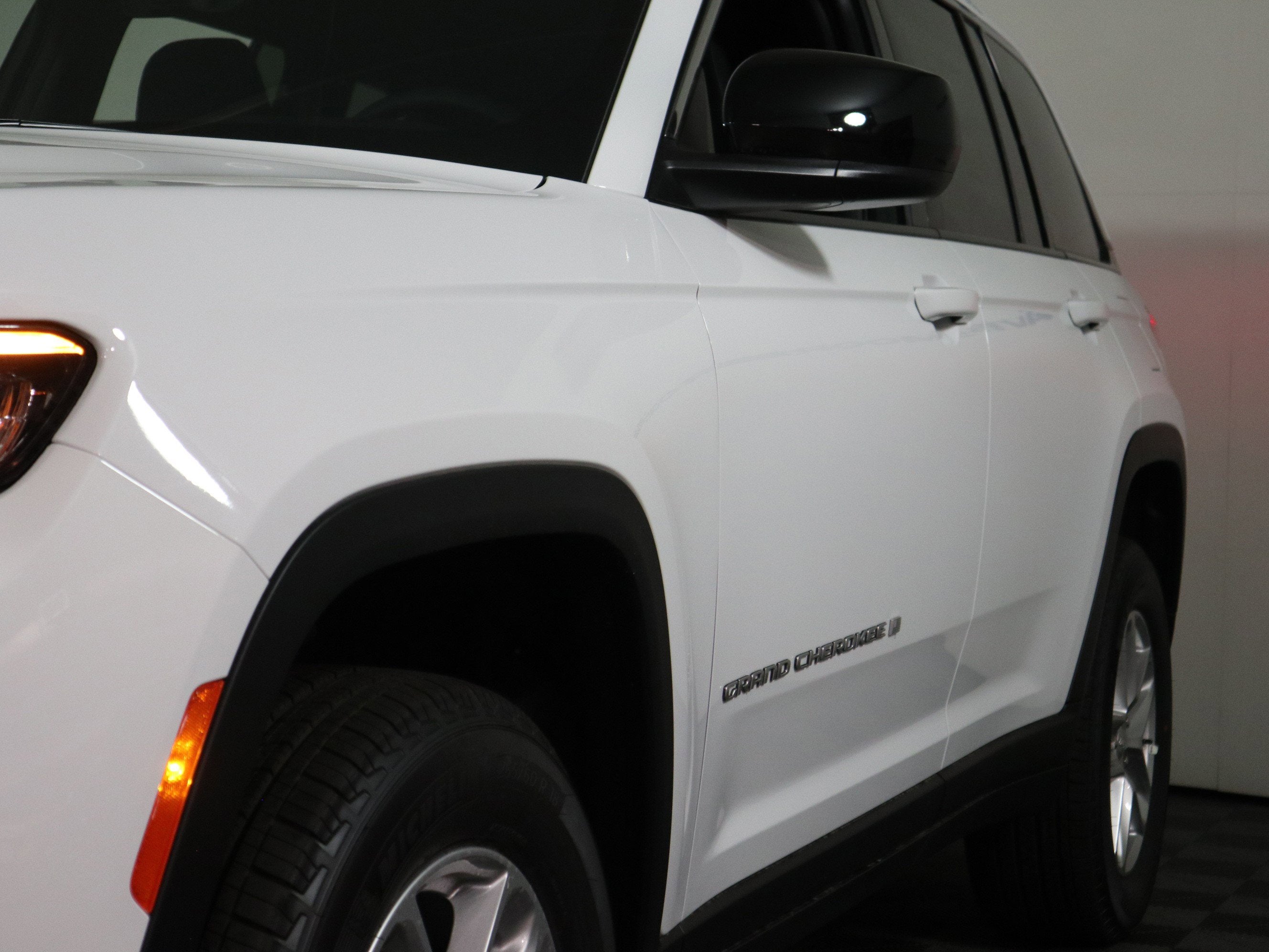 2026 Jeep Grand Cherokee Laredo