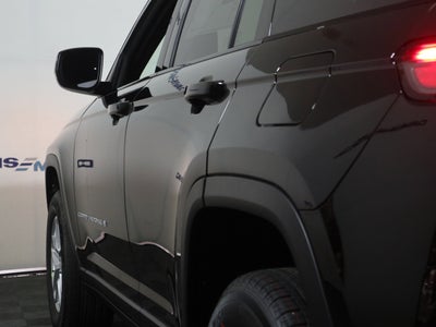 2026 Jeep Grand Cherokee Laredo X