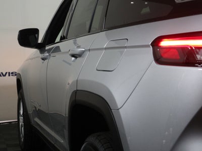 2026 Jeep Grand Cherokee Laredo X