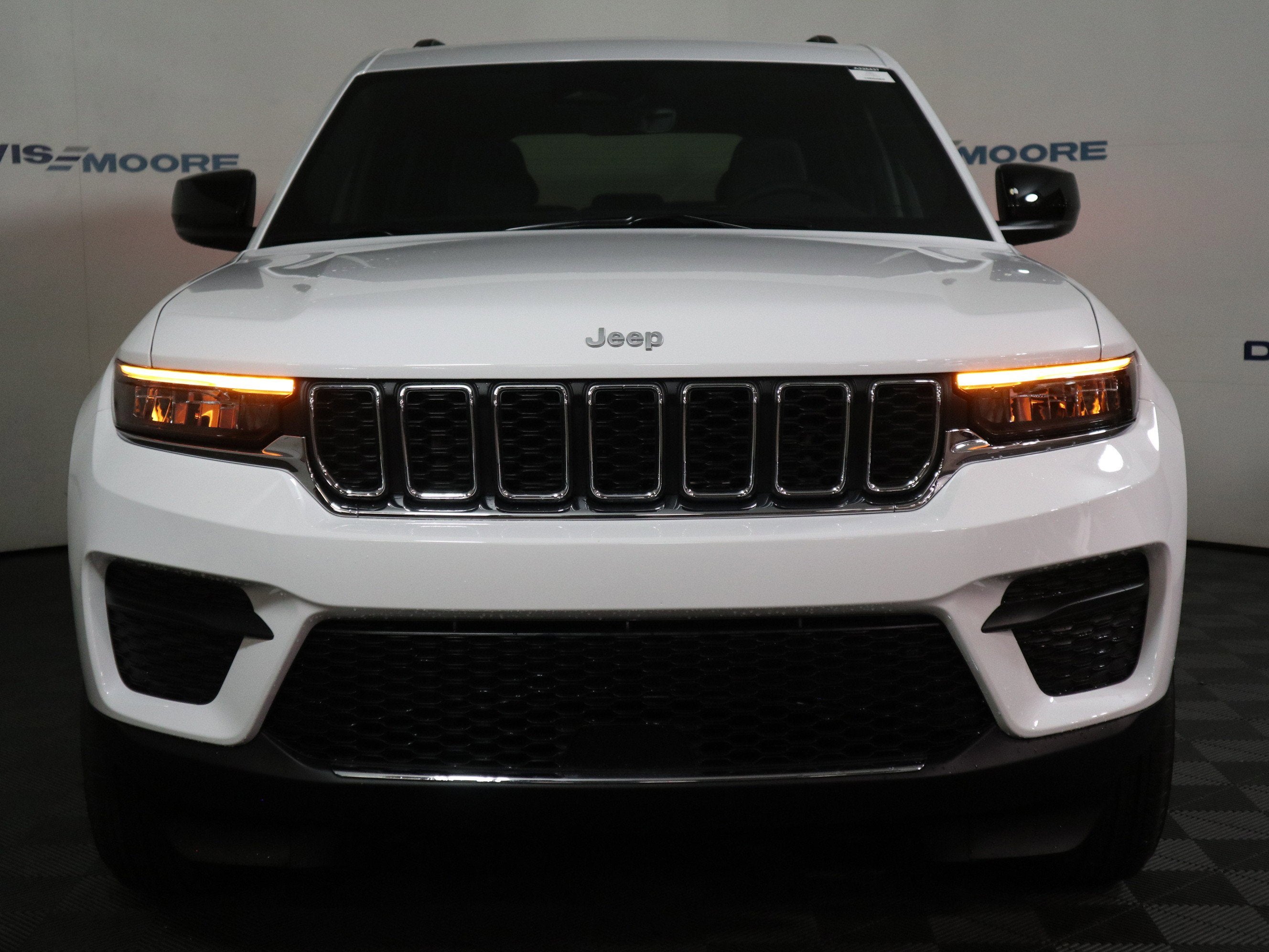 2026 Jeep Grand Cherokee Laredo X