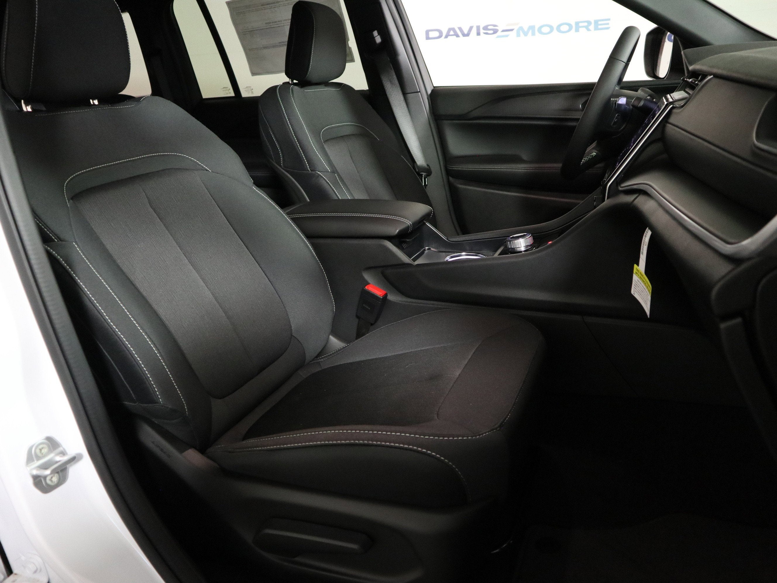 2026 Jeep Grand Cherokee Laredo X