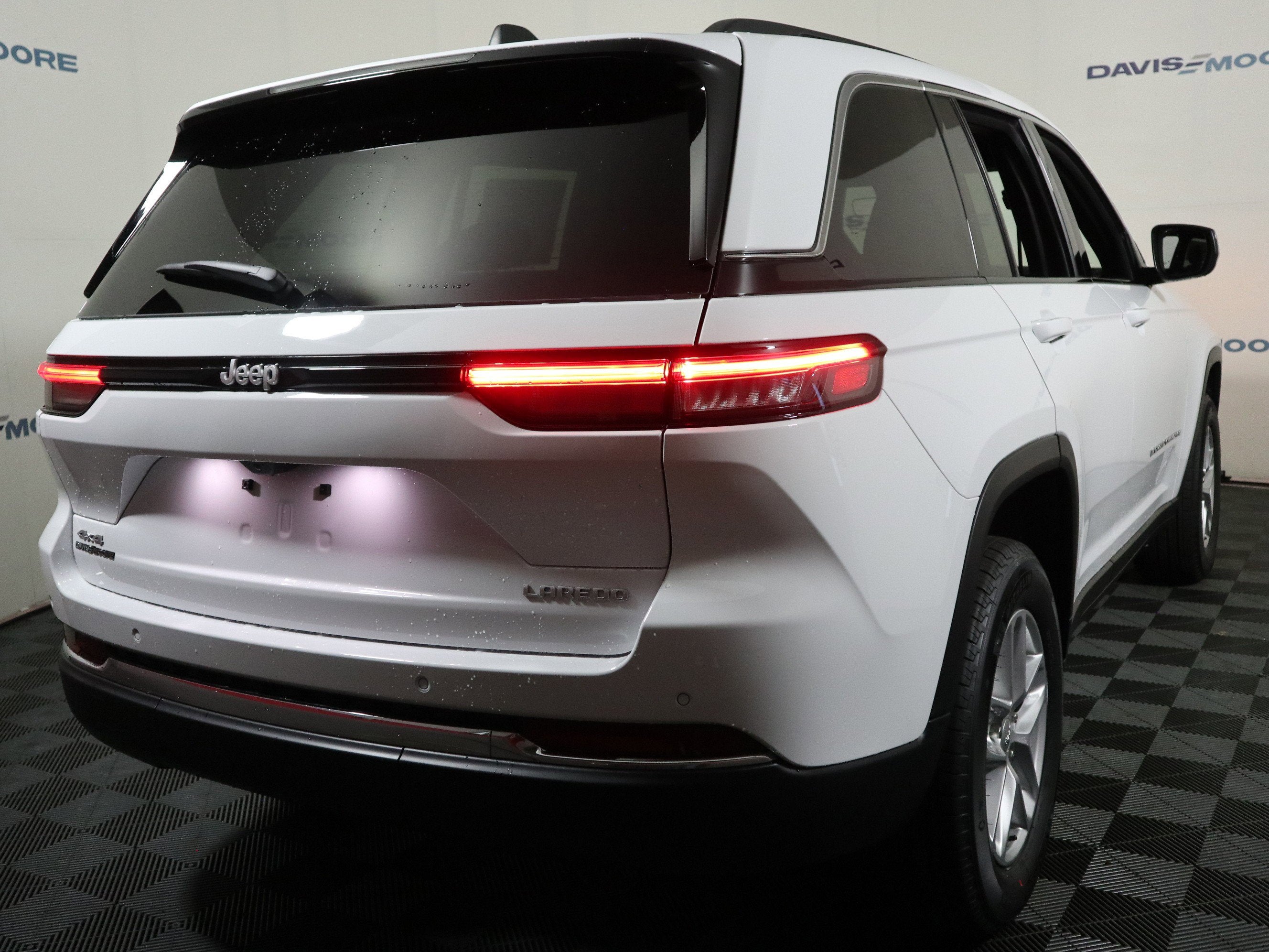 2026 Jeep Grand Cherokee Laredo X