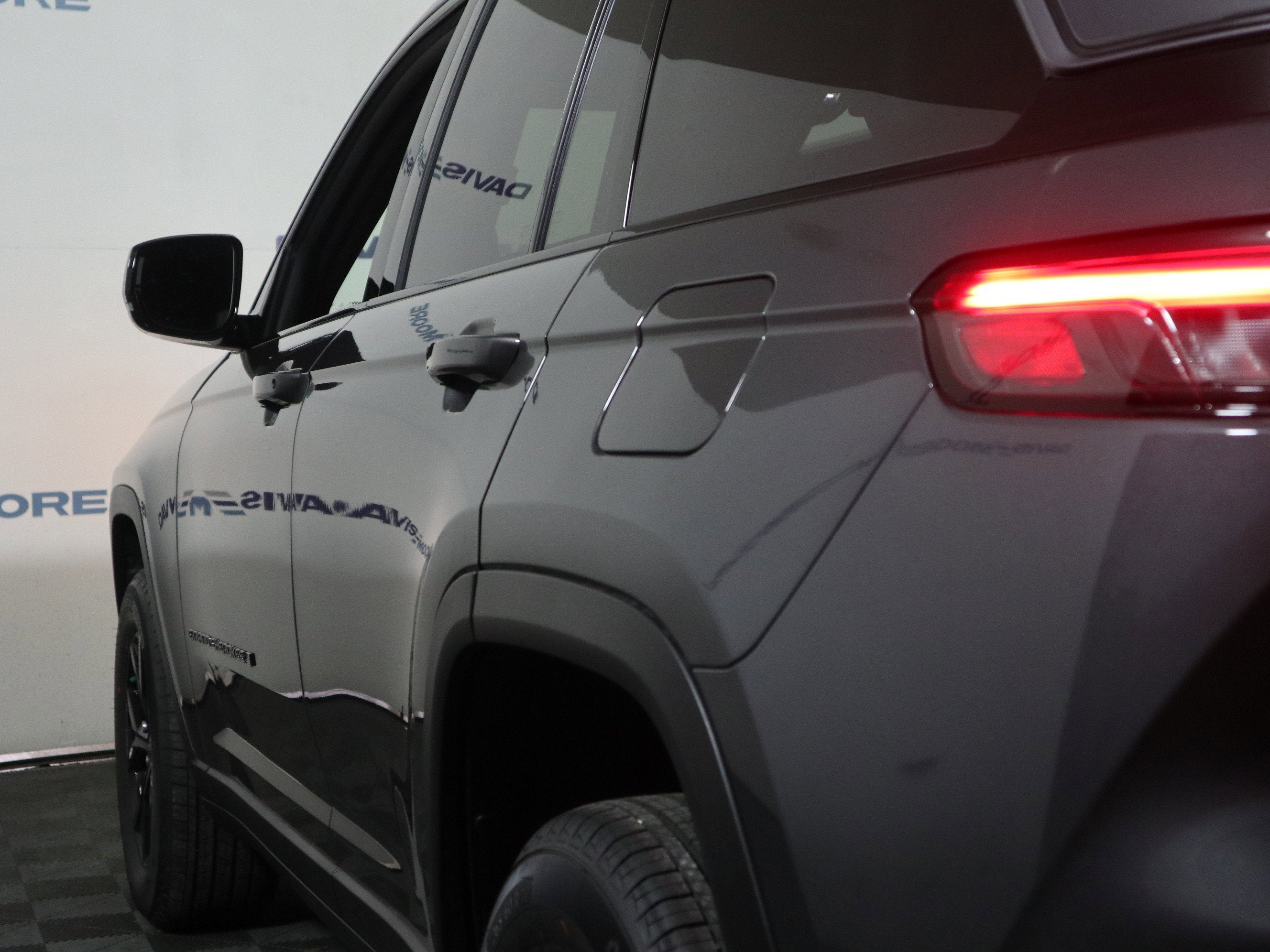 2026 Jeep Grand Cherokee Altitude