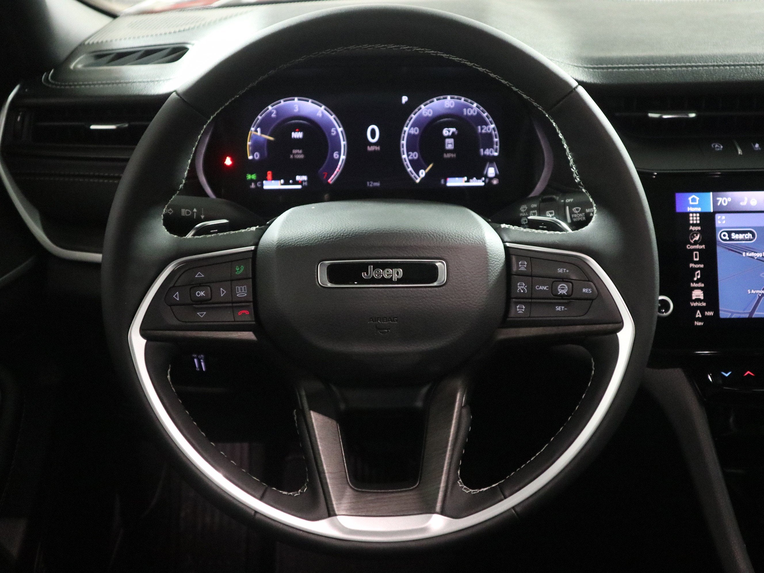 2026 Jeep Grand Cherokee Altitude