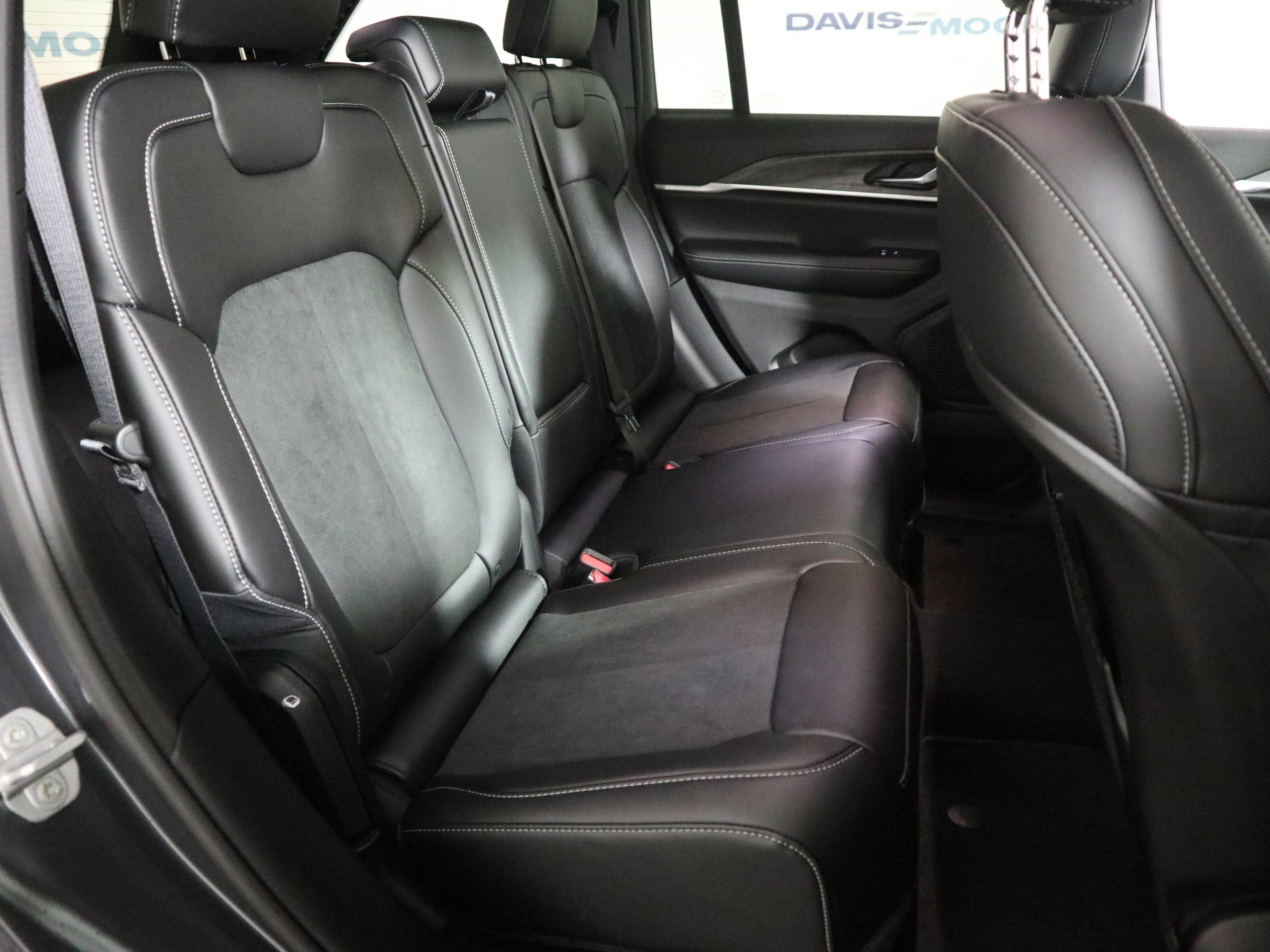 2026 Jeep Grand Cherokee Altitude