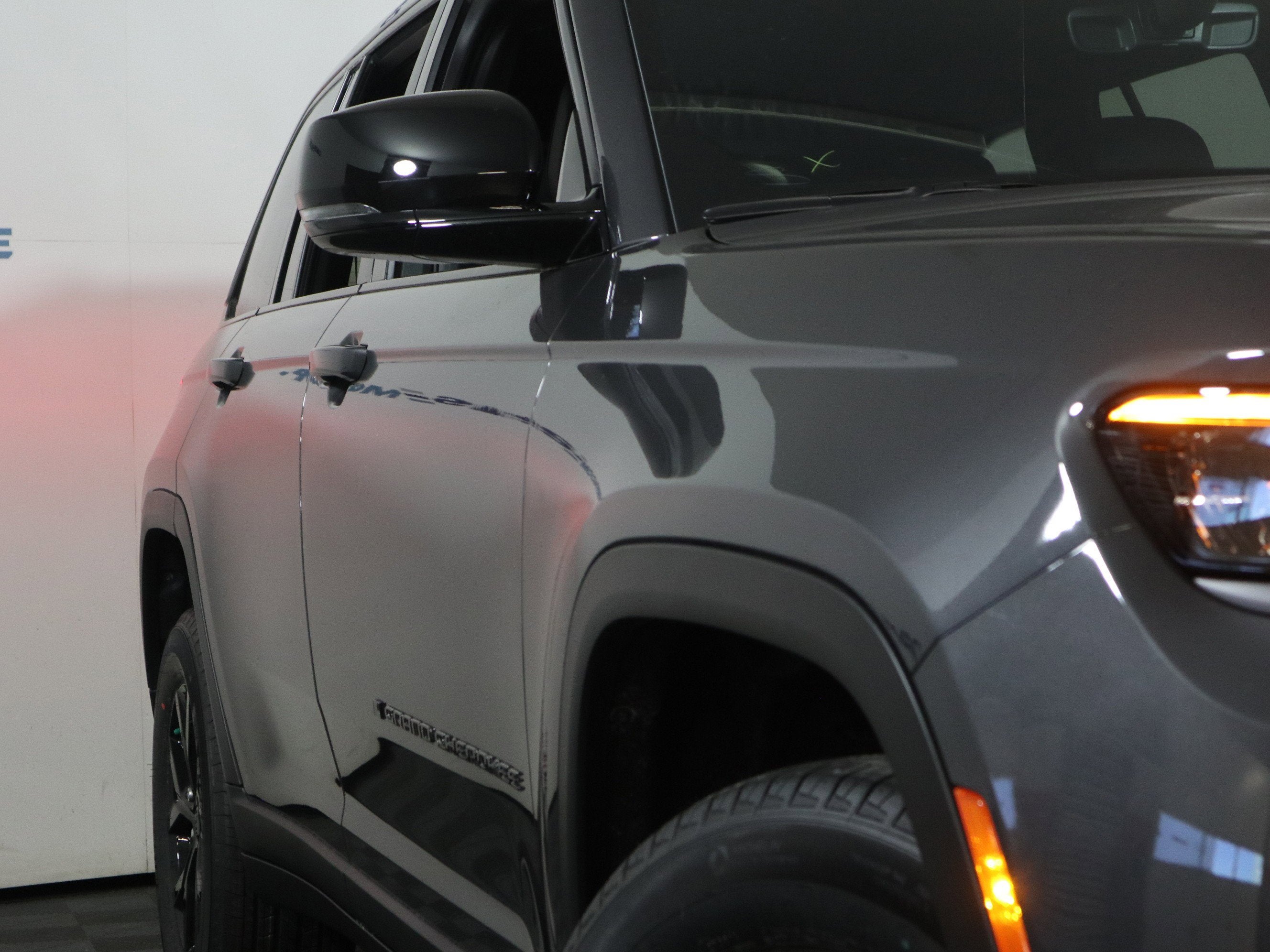 2026 Jeep Grand Cherokee Altitude