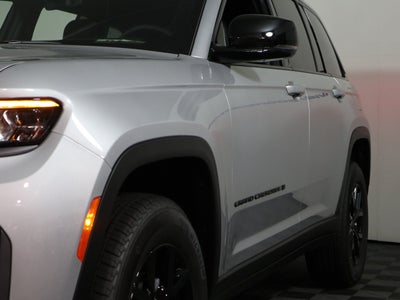 2026 Jeep Grand Cherokee Laredo