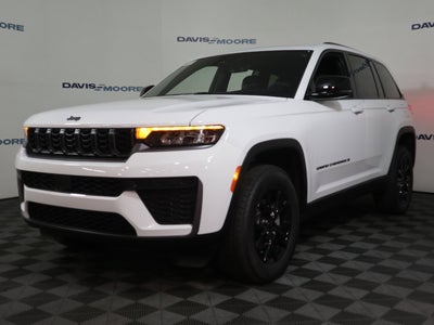 2026 Jeep Grand Cherokee Laredo