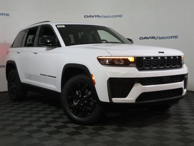 2026 Jeep Grand Cherokee Laredo