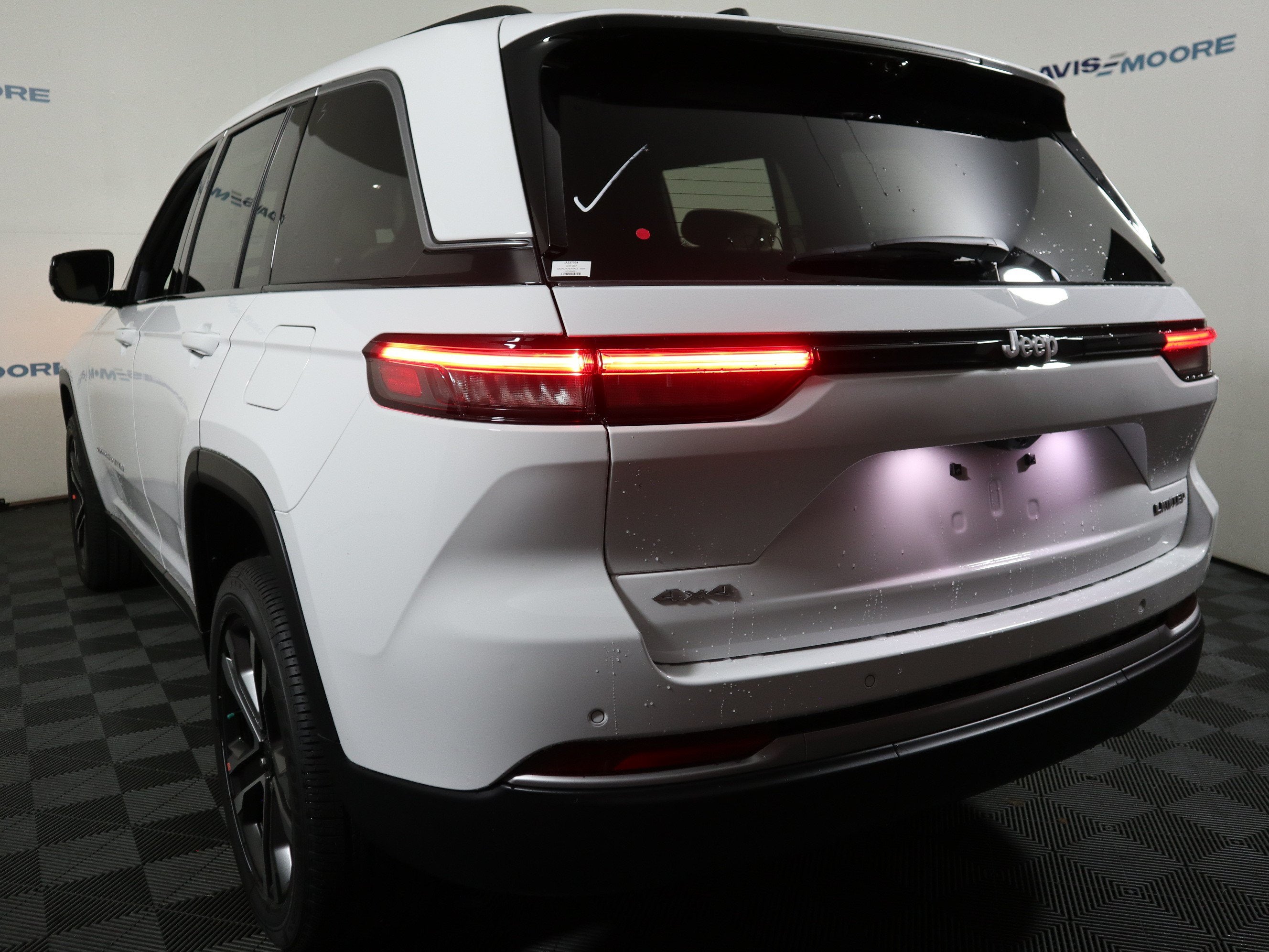 2027 Jeep Grand Cherokee Limited