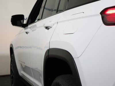 2026 Jeep Grand Cherokee 85th Anniversary Edition 4x4