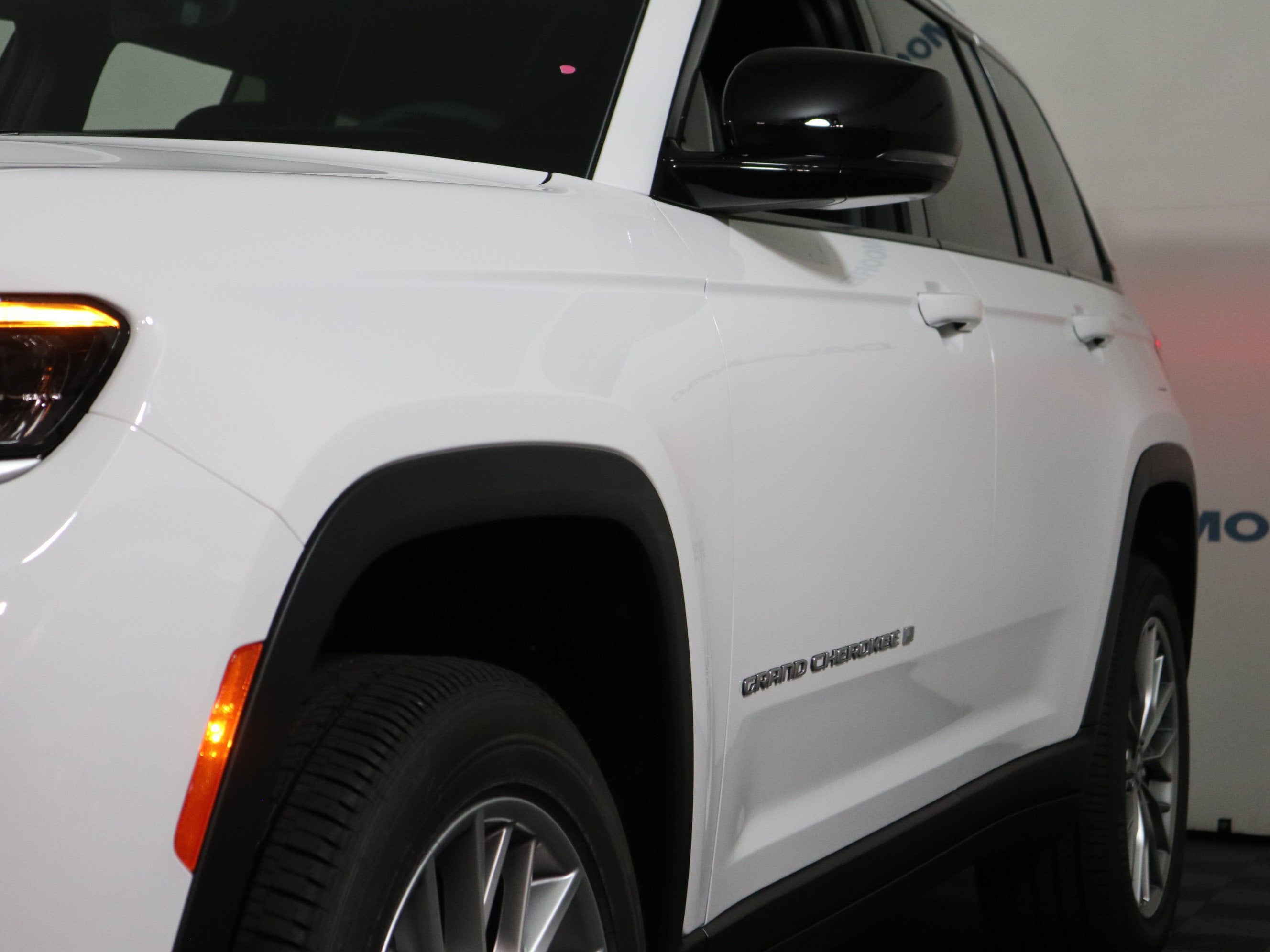 2027 Jeep Grand Cherokee Limited
