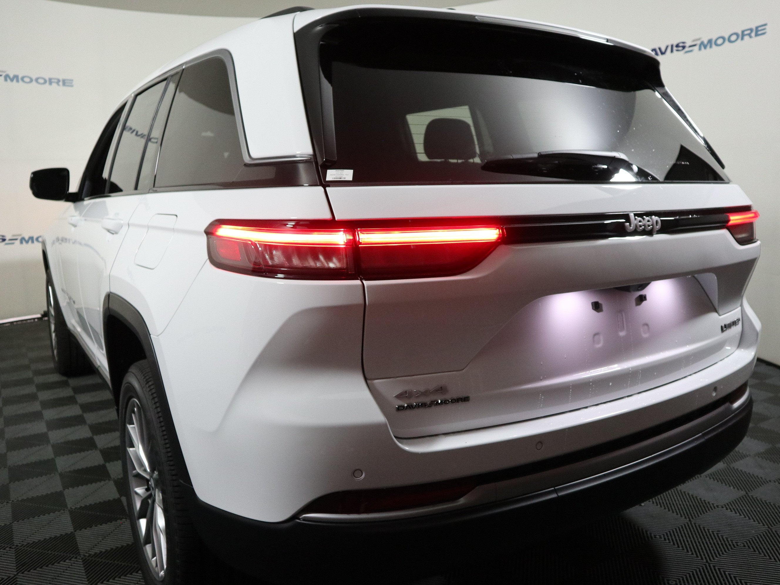2027 Jeep Grand Cherokee Limited