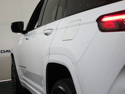 2022 Jeep Grand Cherokee Overland