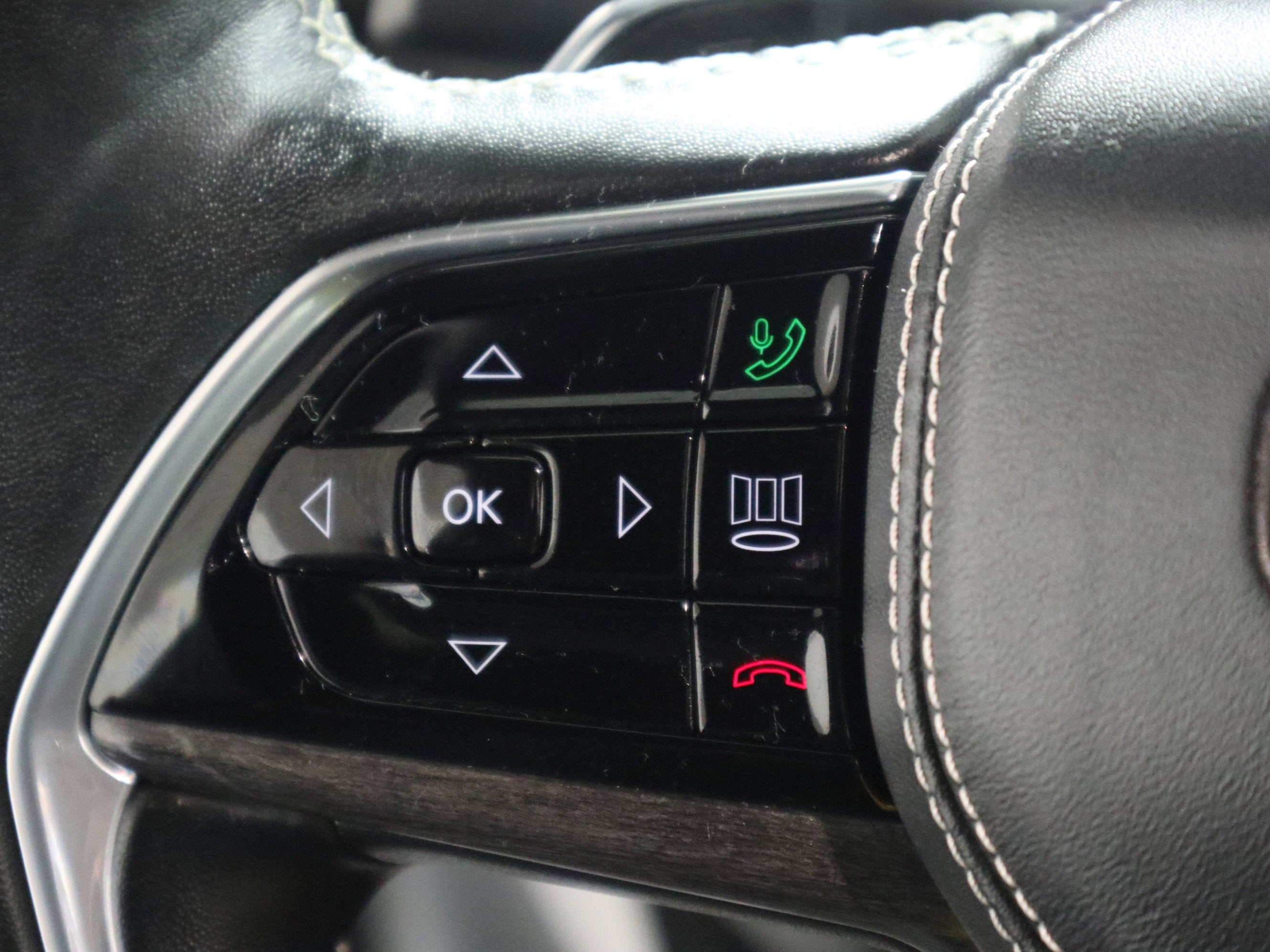 2022 Jeep Grand Cherokee Overland