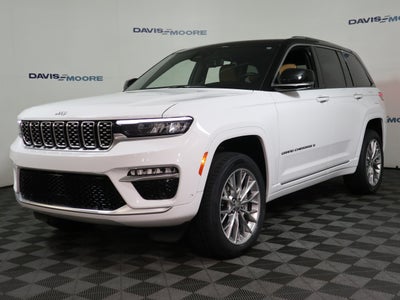 2022 Jeep Grand Cherokee Summit