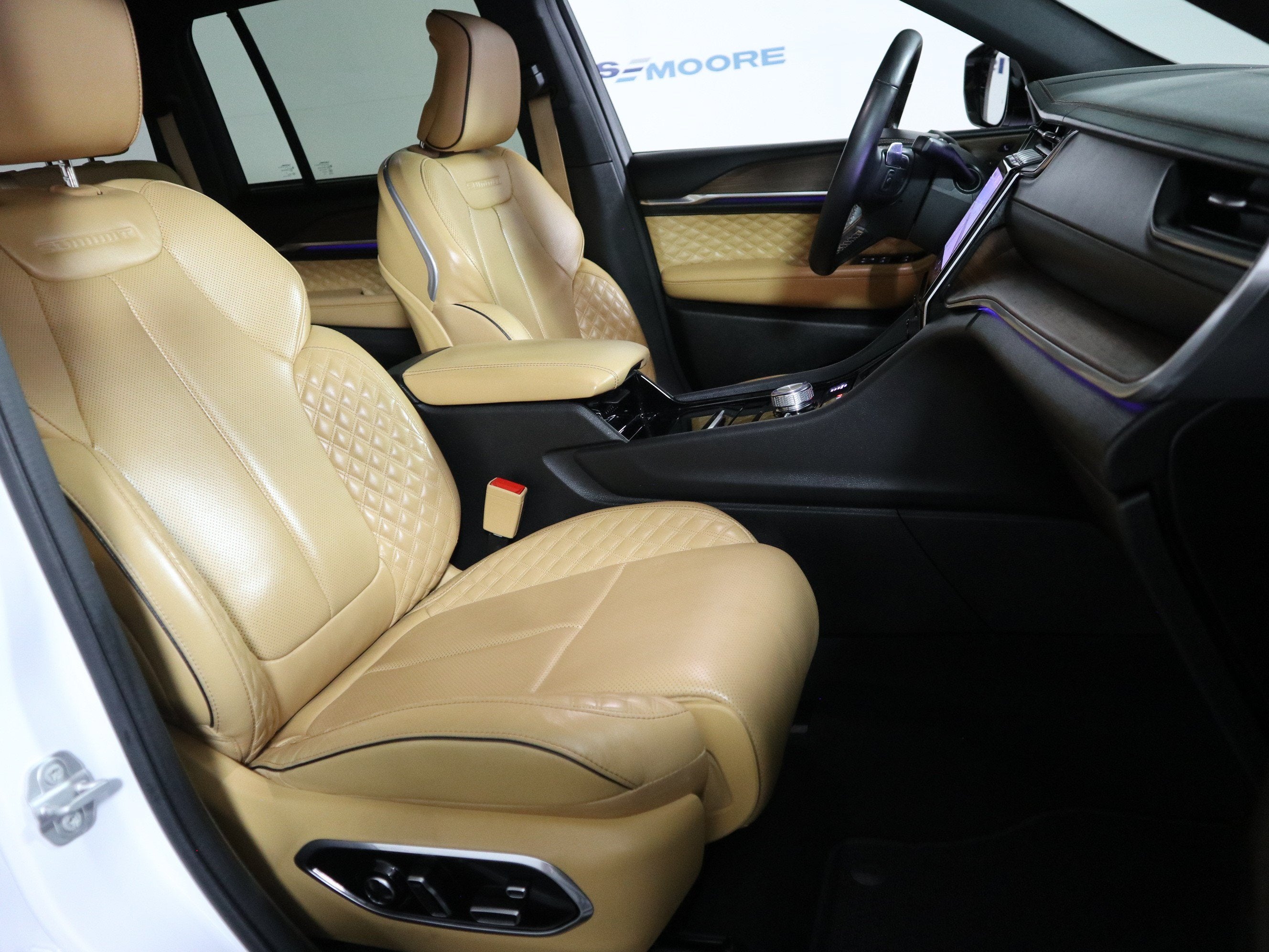 2022 Jeep Grand Cherokee Summit
