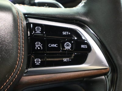 2022 Jeep Grand Cherokee Summit