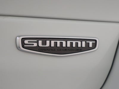 2022 Jeep Grand Cherokee Summit