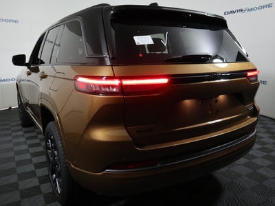 2027 Jeep Grand Cherokee Summit