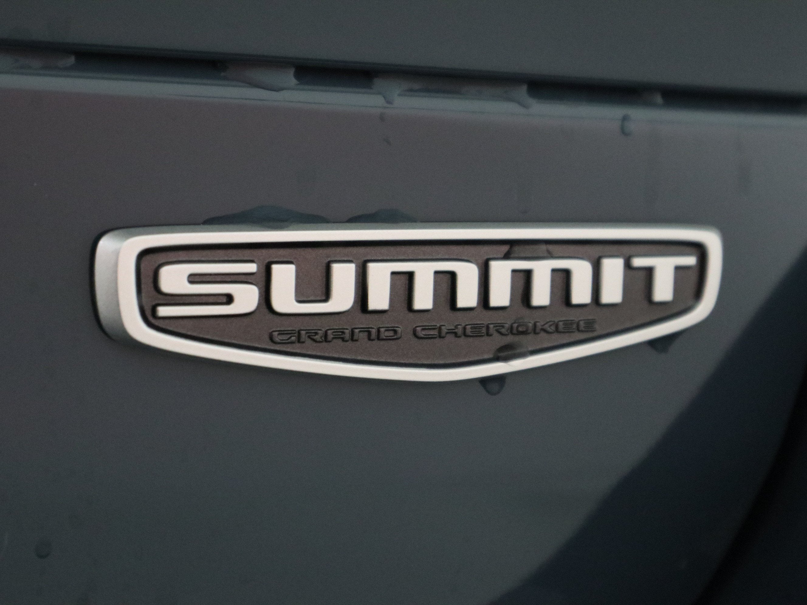 2026 Jeep Grand Cherokee Summit