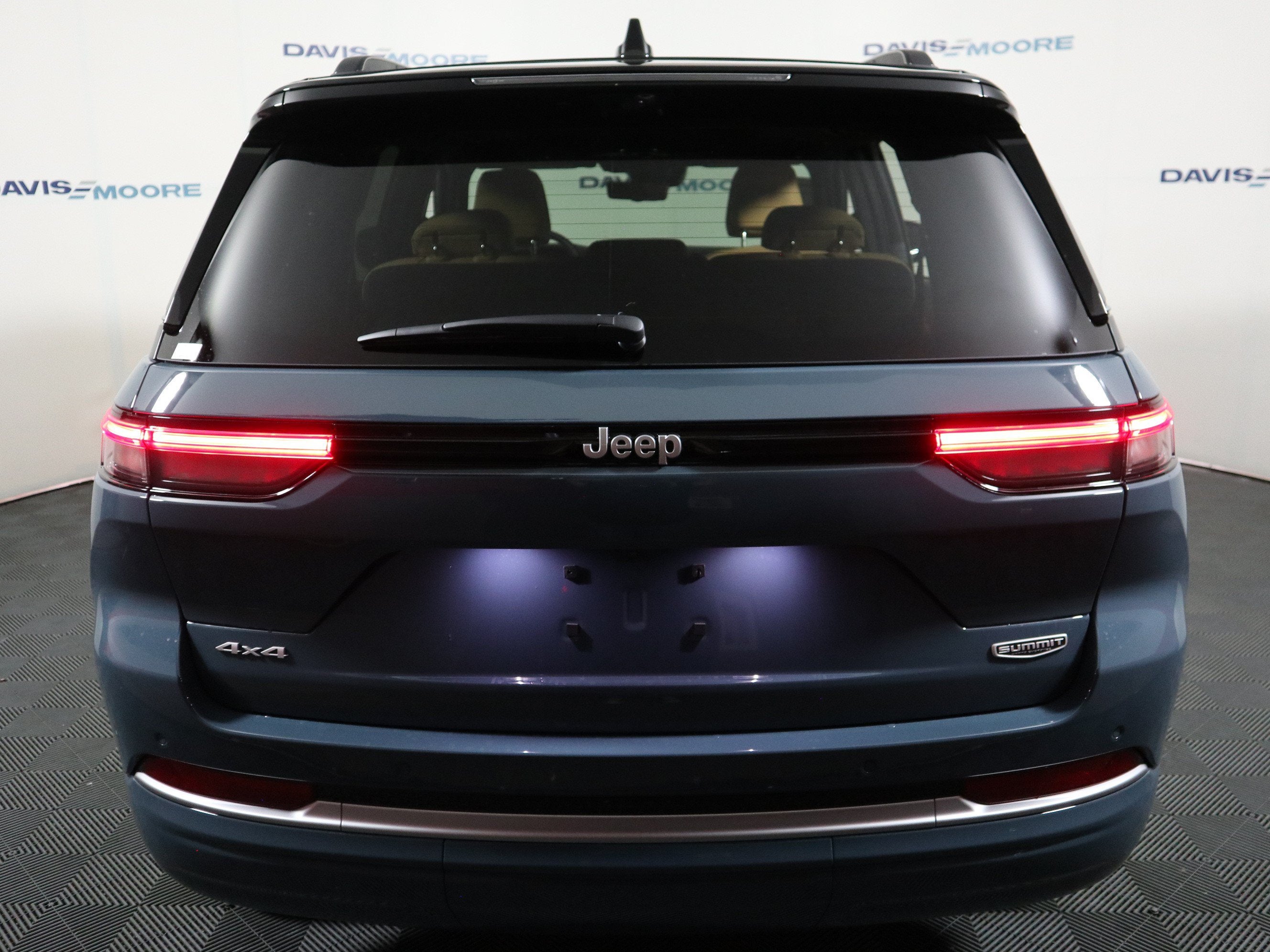 2026 Jeep Grand Cherokee Summit