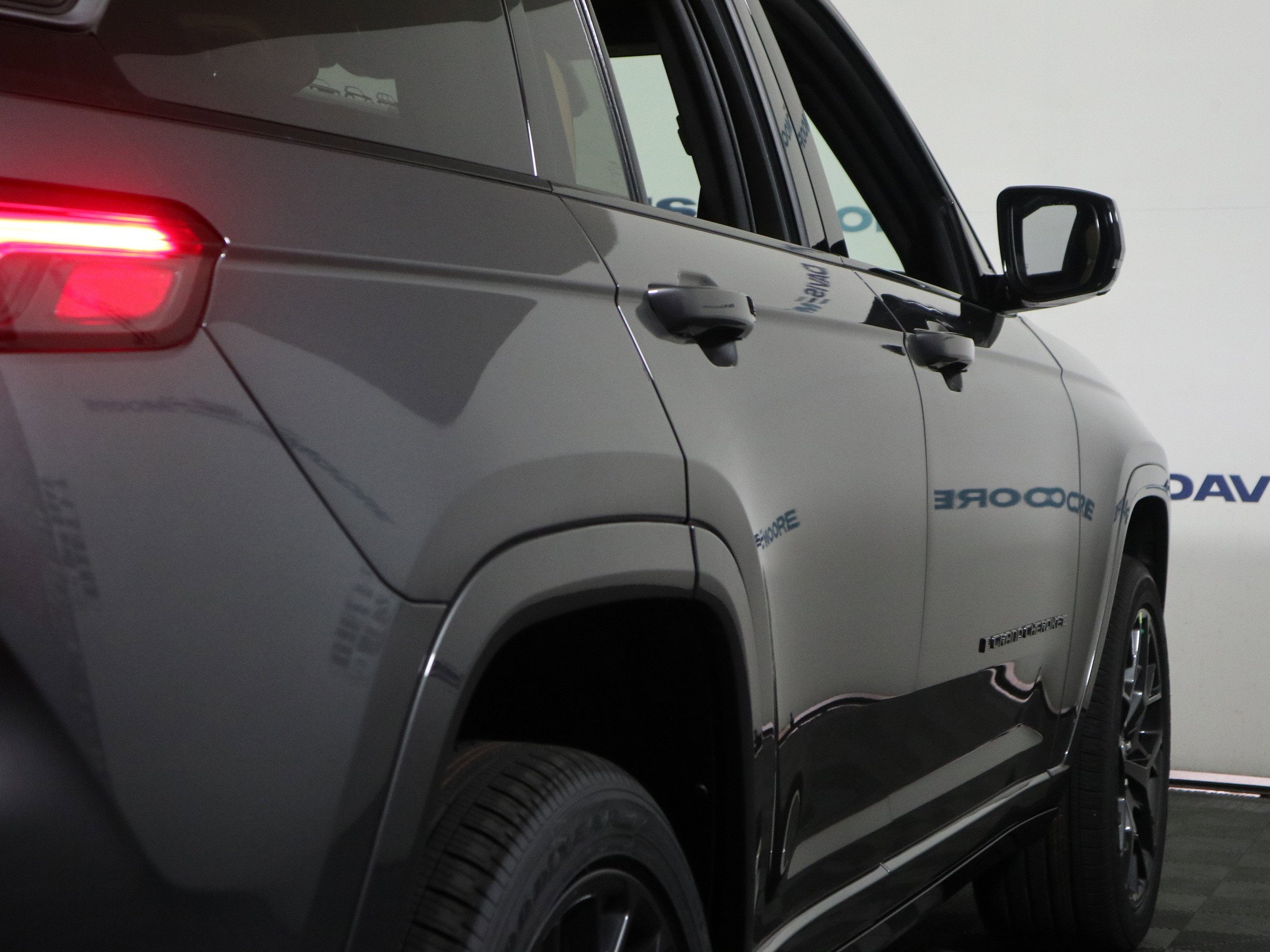 2026 Jeep Grand Cherokee Summit