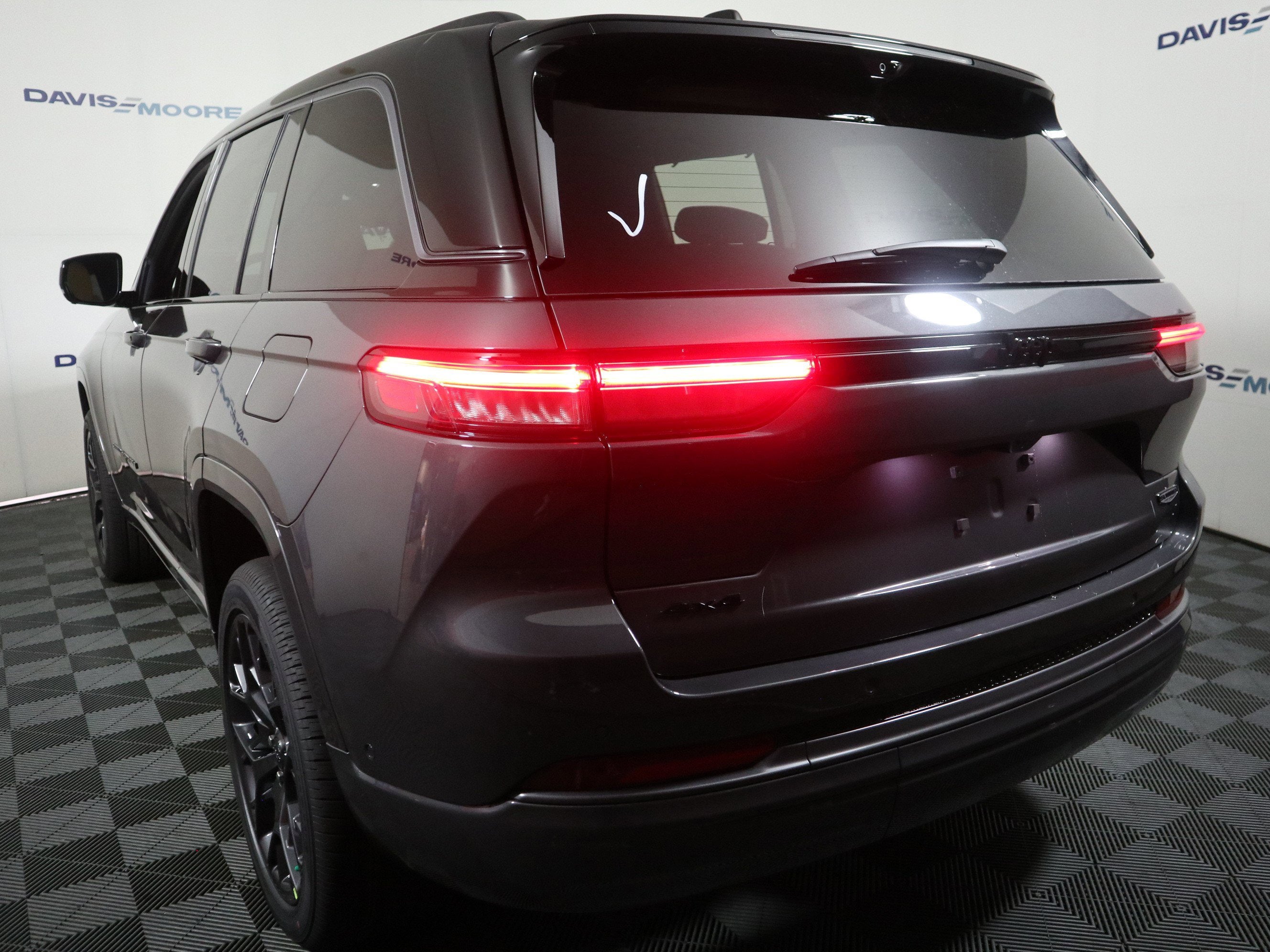 2026 Jeep Grand Cherokee Summit