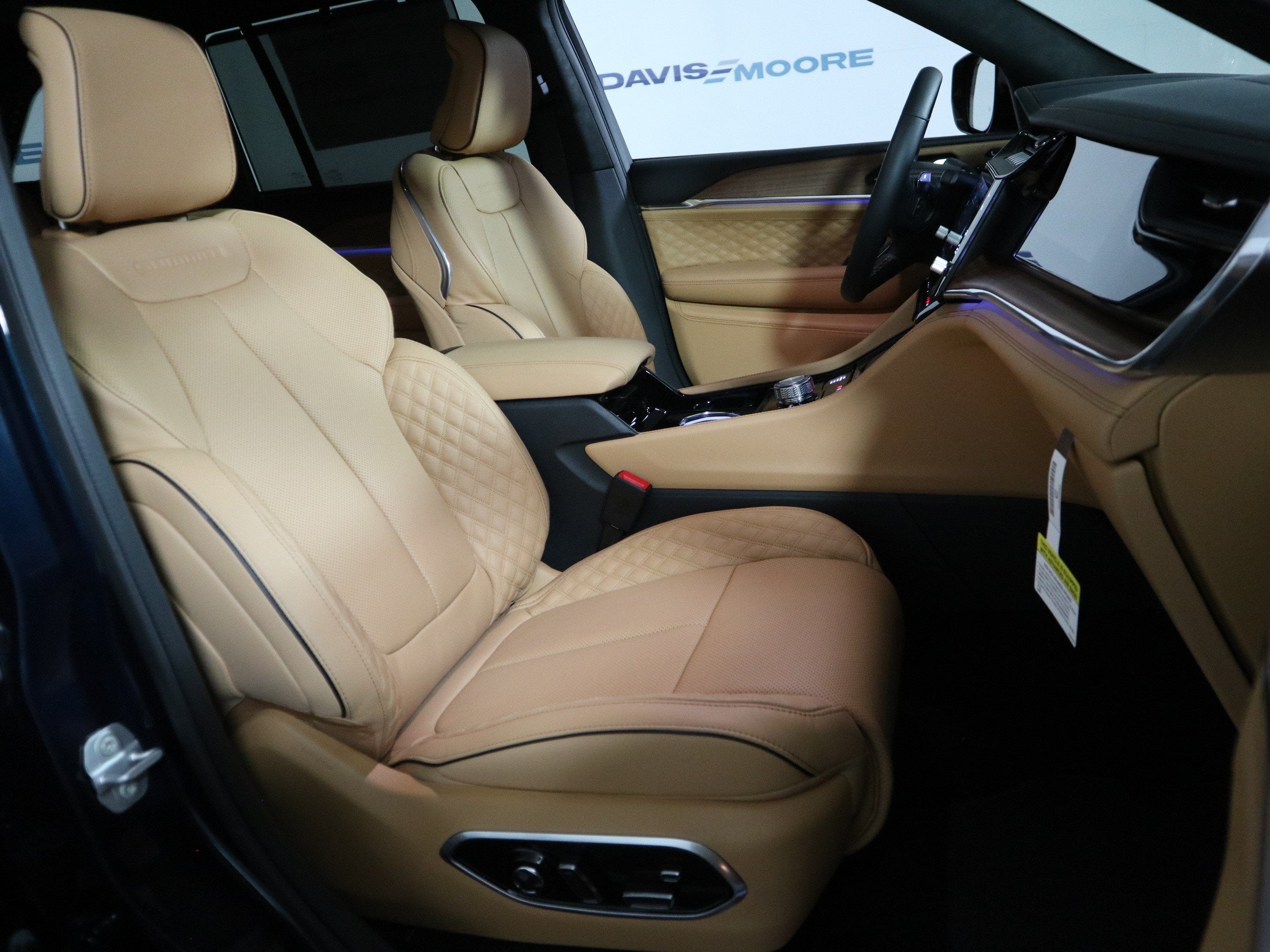 2027 Jeep Grand Cherokee Summit