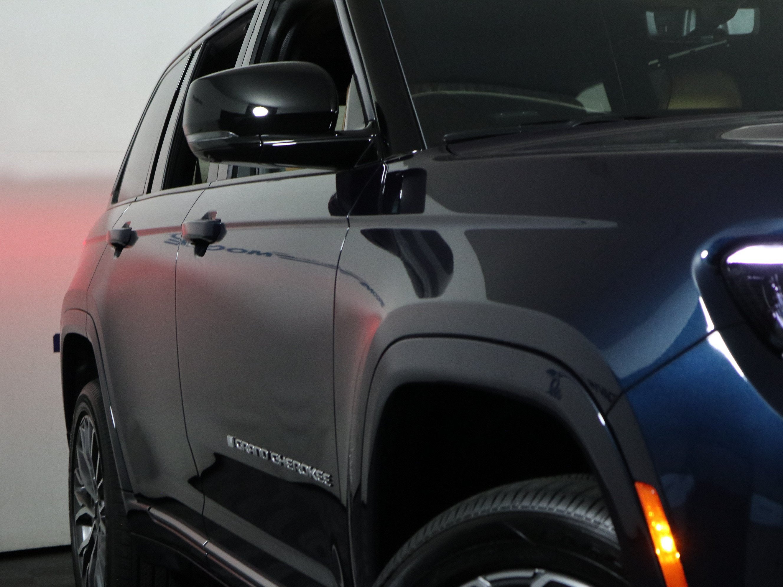 2027 Jeep Grand Cherokee Summit