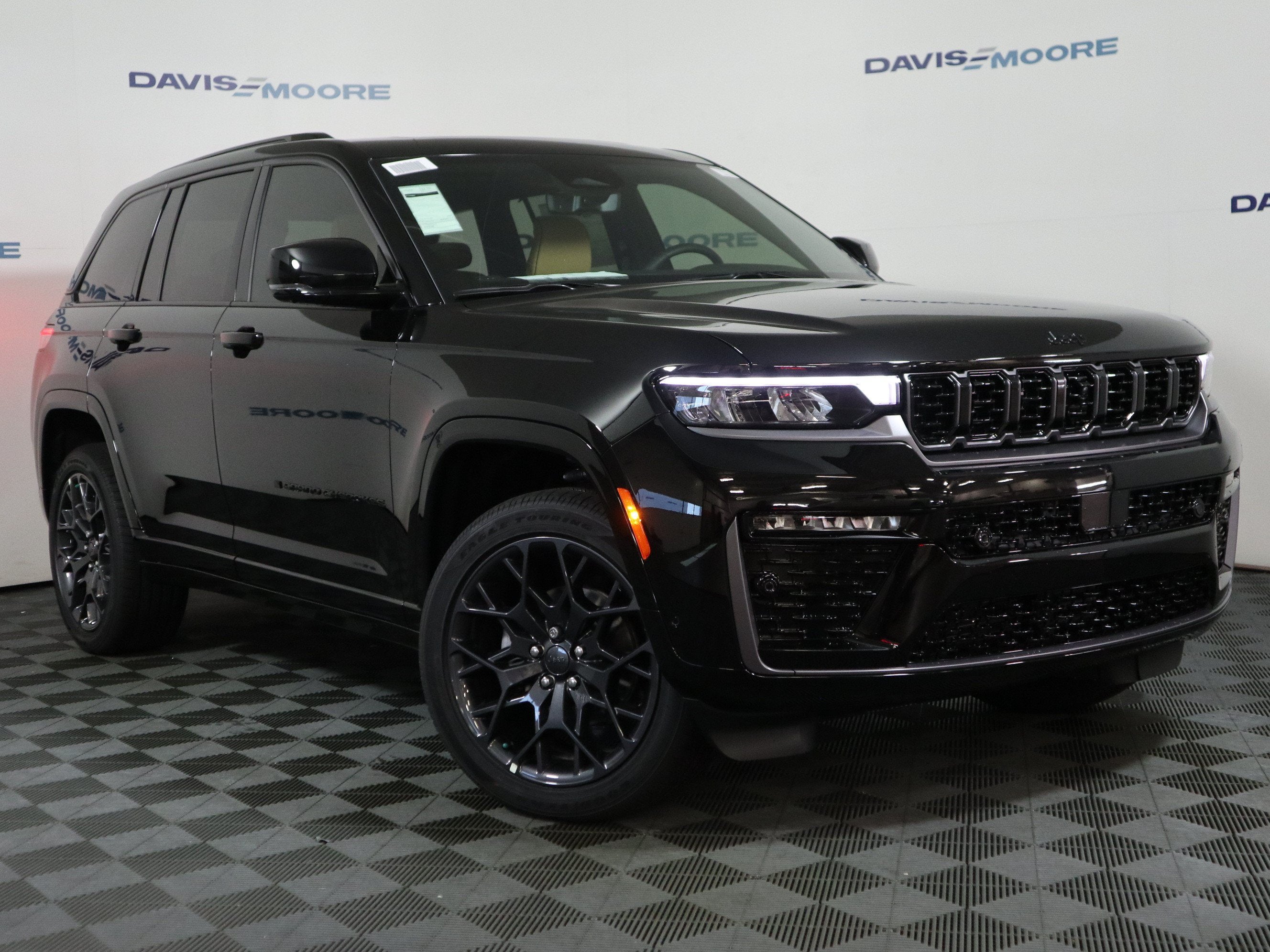 2026 Jeep Grand Cherokee Summit
