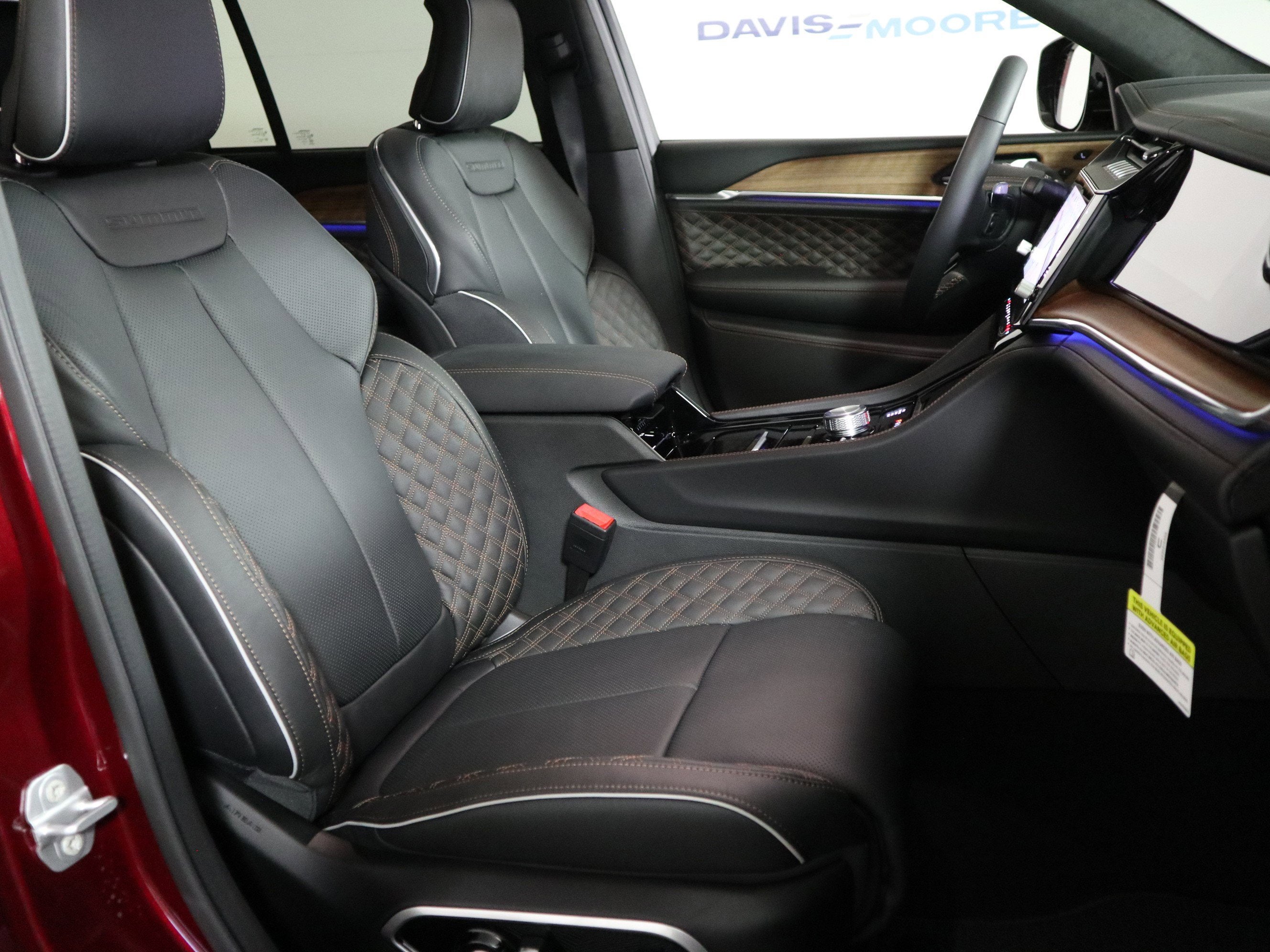 2026 Jeep Grand Cherokee Summit