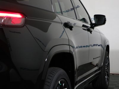 2026 Jeep Grand Cherokee Summit