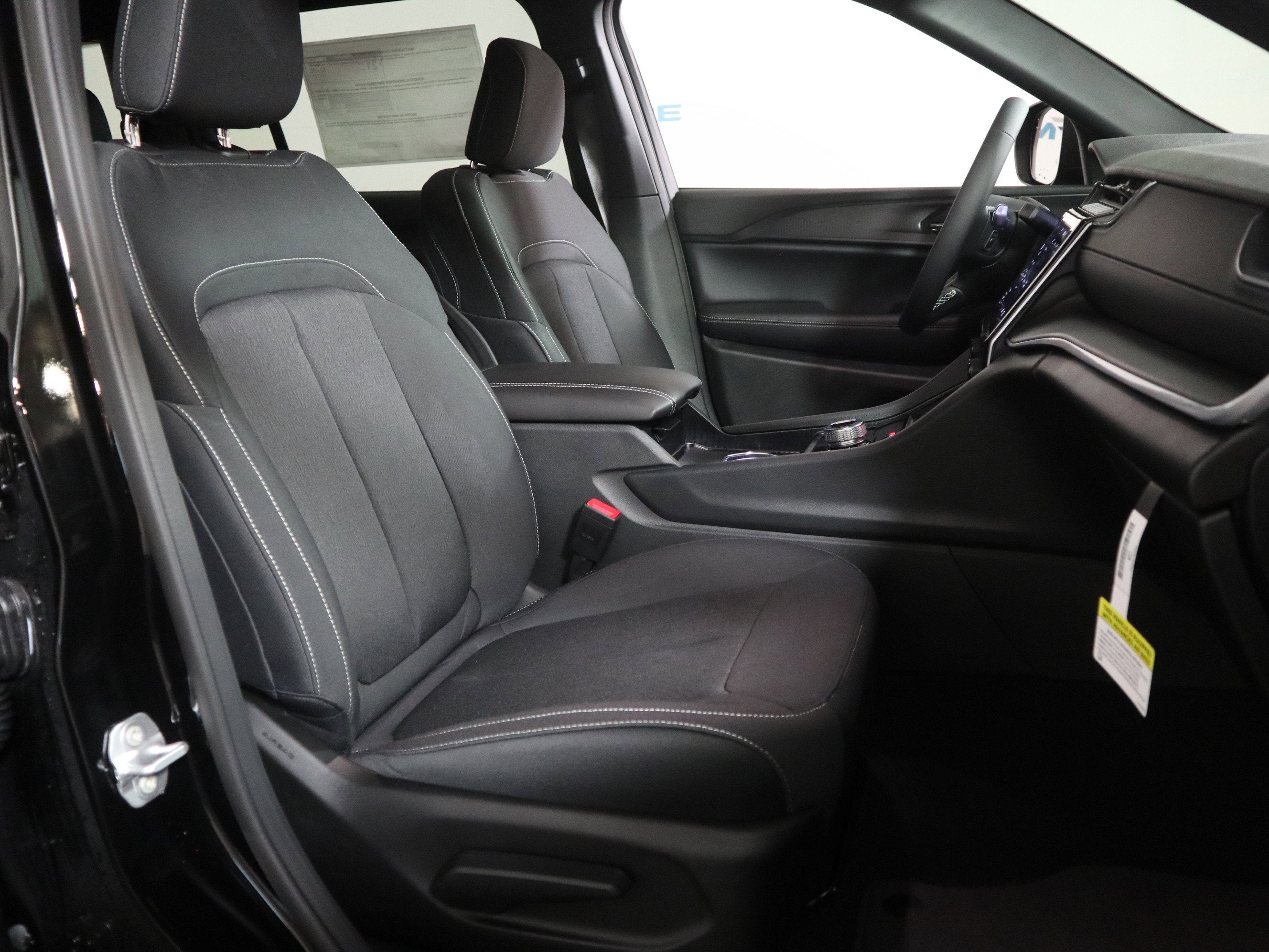 2025 Jeep Grand Cherokee L Laredo X