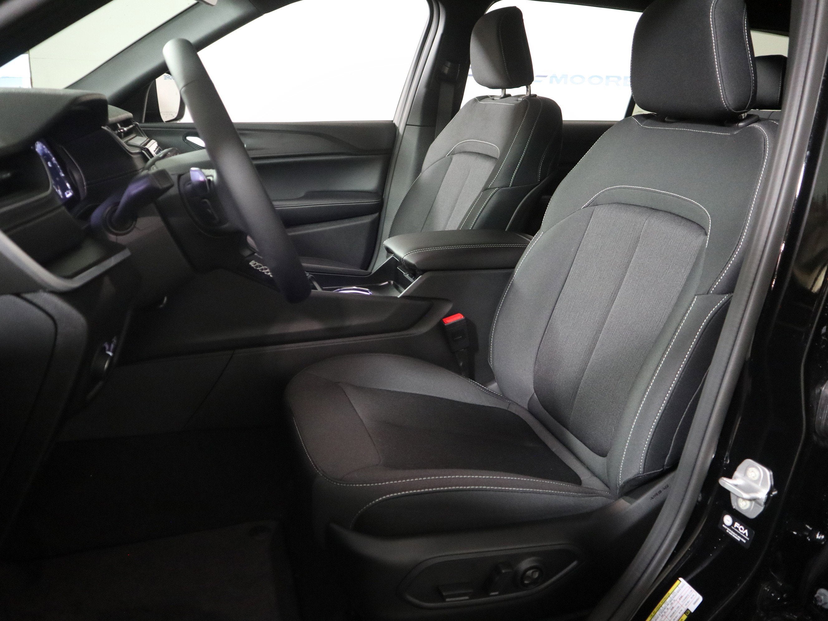 2025 Jeep Grand Cherokee L Laredo X