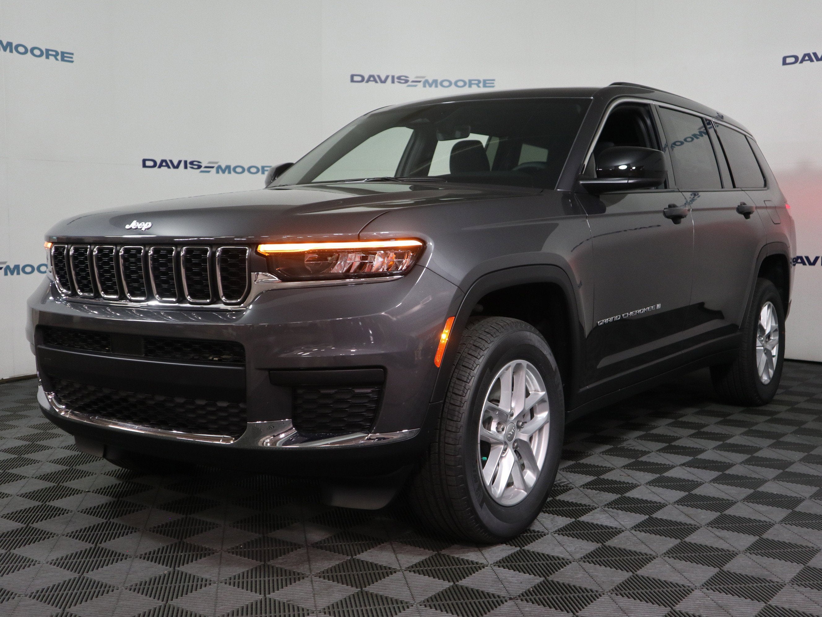 2025 Jeep Grand Cherokee L Laredo X
