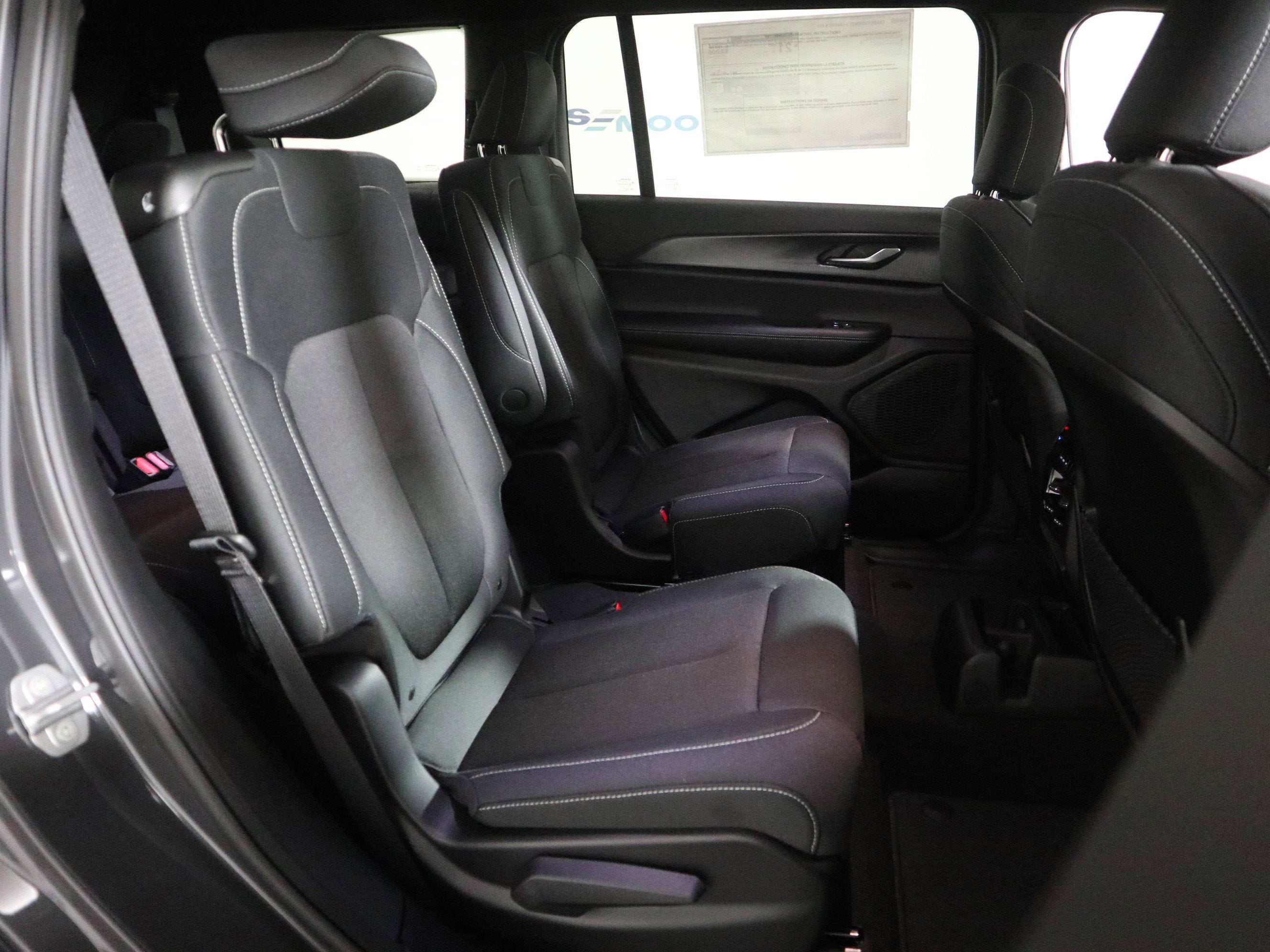 2025 Jeep Grand Cherokee L Laredo X