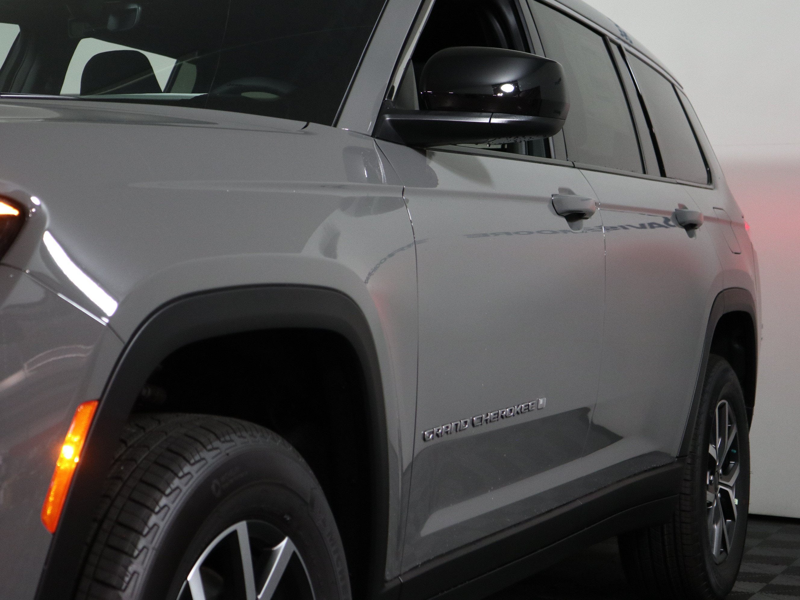 2027 Jeep Grand Cherokee L Laredo X