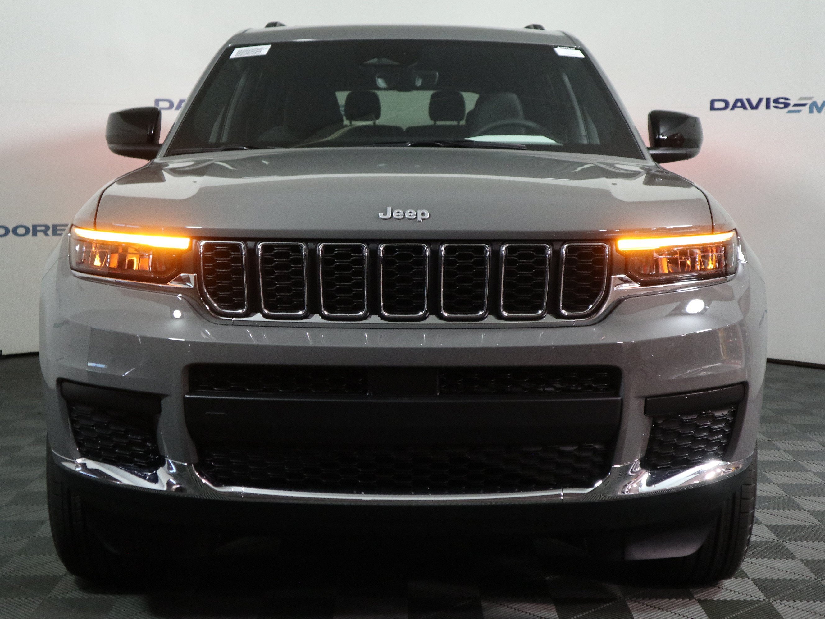 2027 Jeep Grand Cherokee L Laredo X