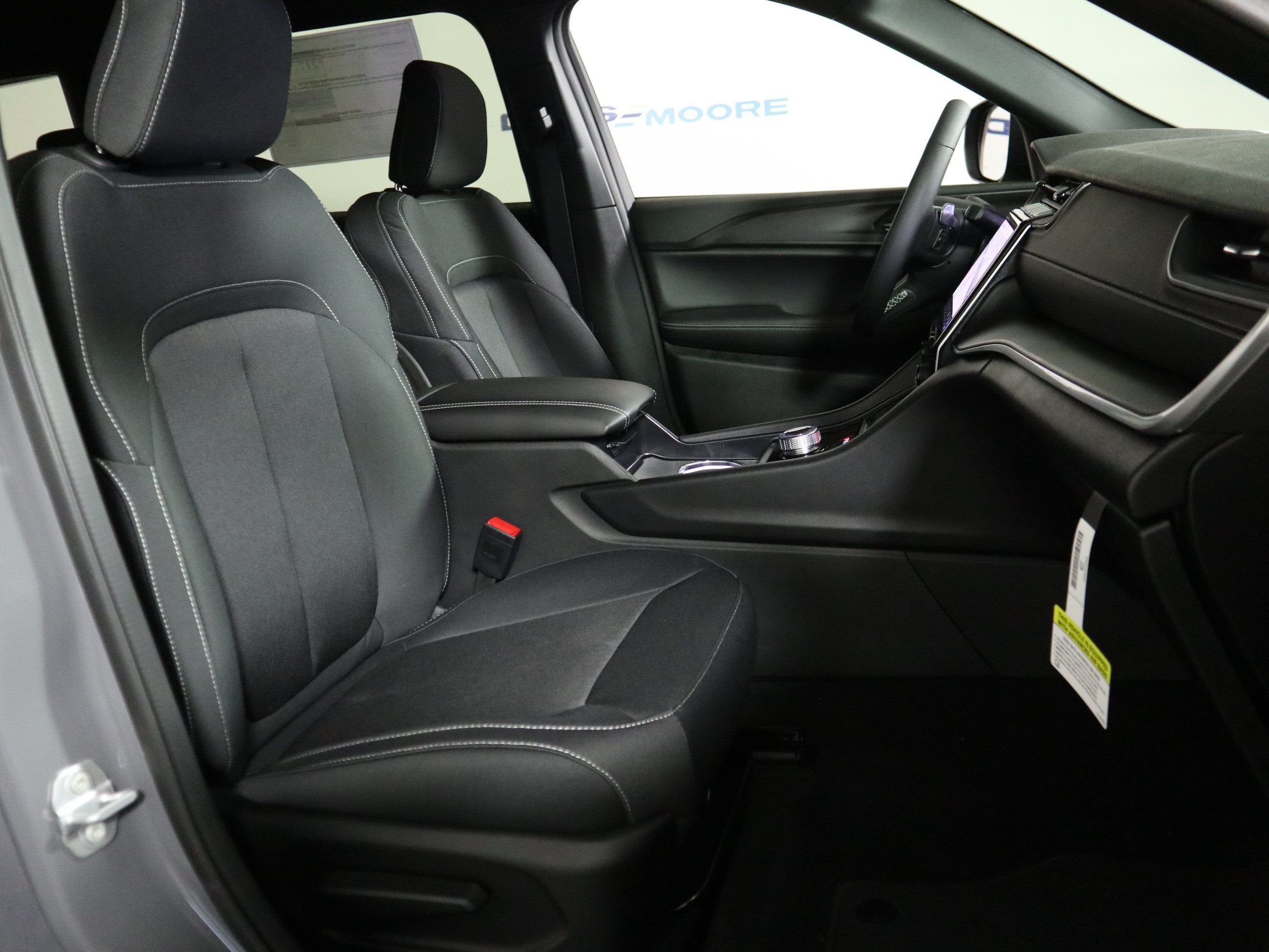 2027 Jeep Grand Cherokee L Laredo X