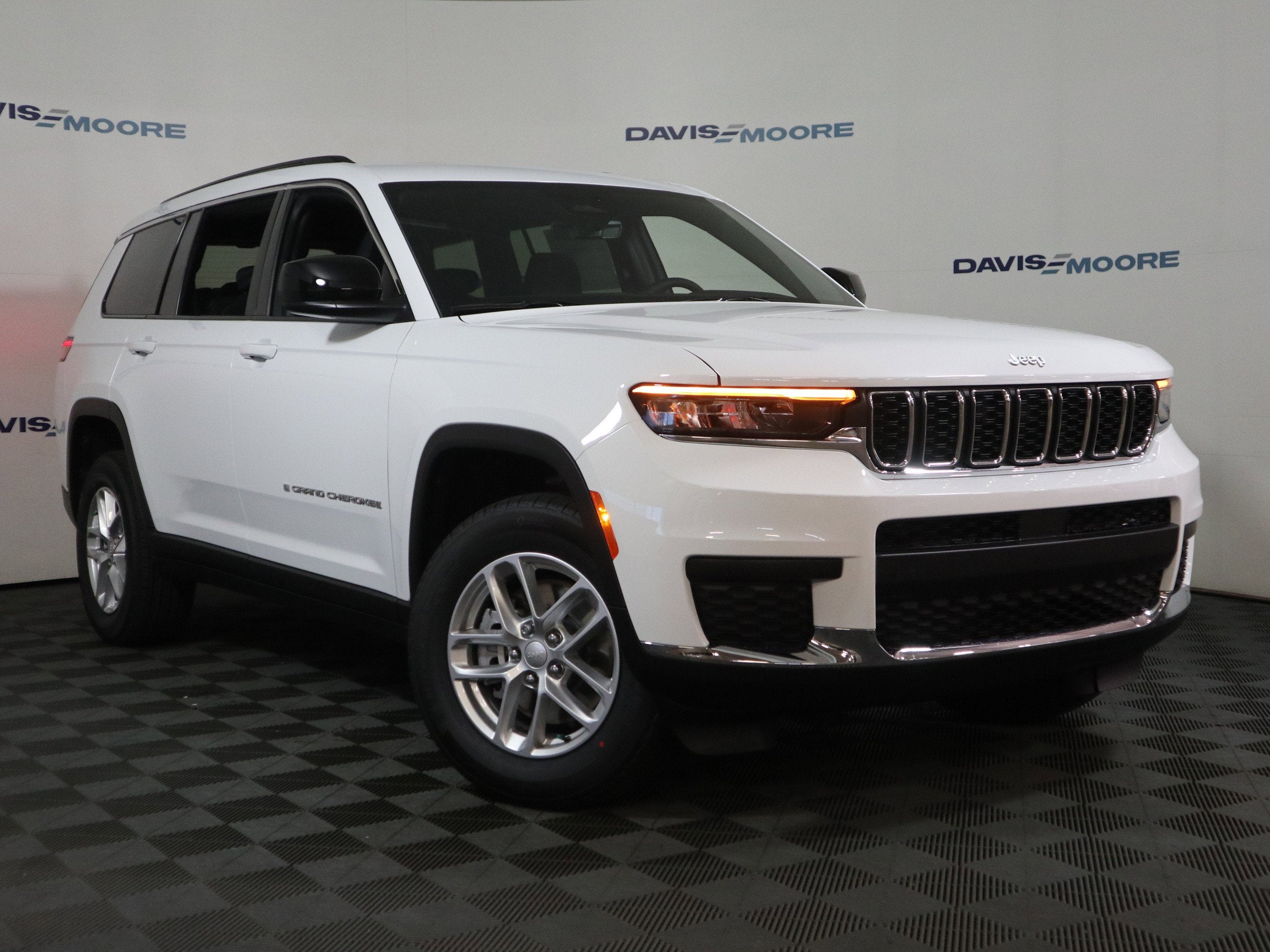 2025 Jeep Grand Cherokee L Laredo X