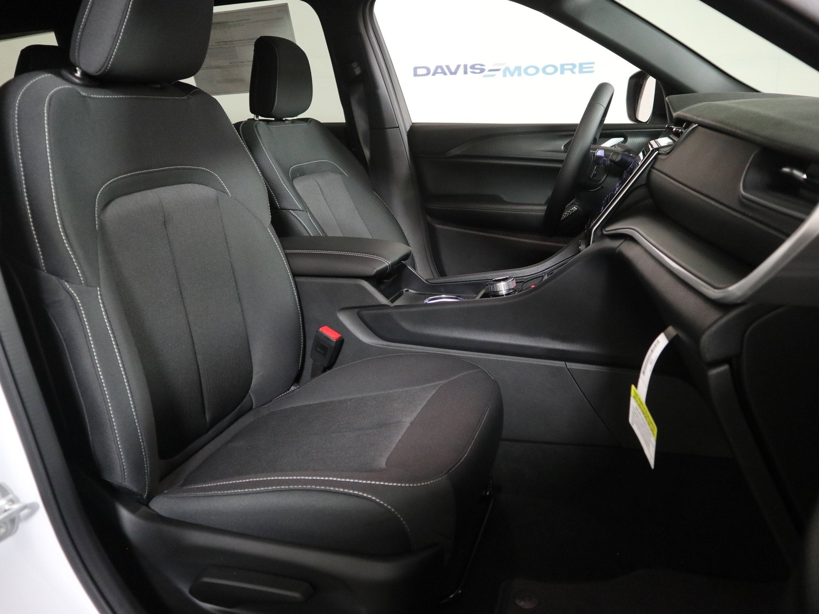 2025 Jeep Grand Cherokee L Laredo X