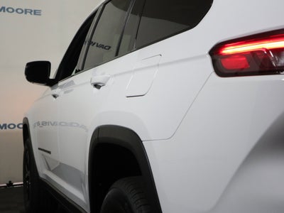 2026 Jeep Grand Cherokee L Laredo