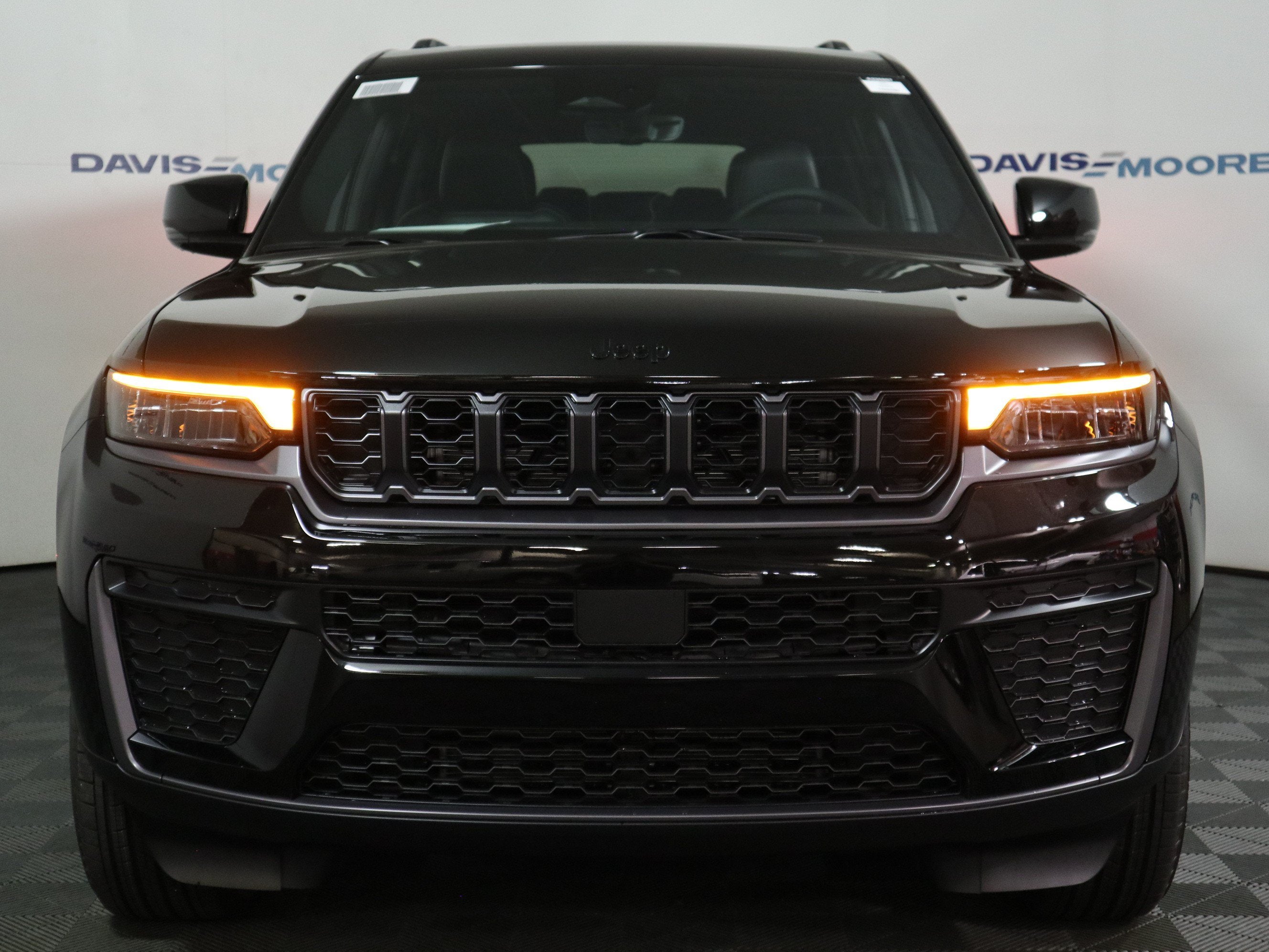 2026 Jeep Grand Cherokee L Laredo