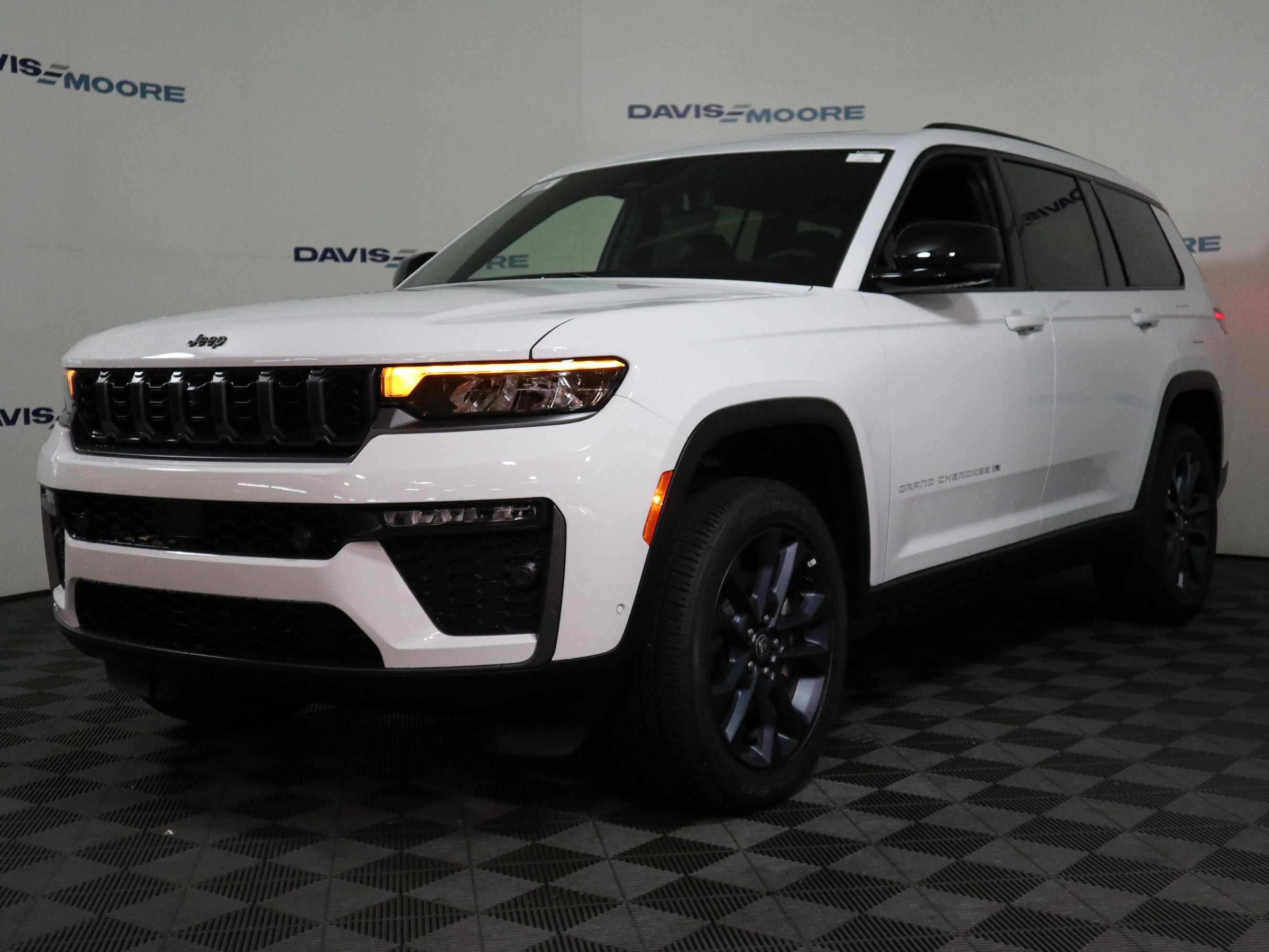 2026 Jeep Grand Cherokee L 85th Anniversary Edition 4x4