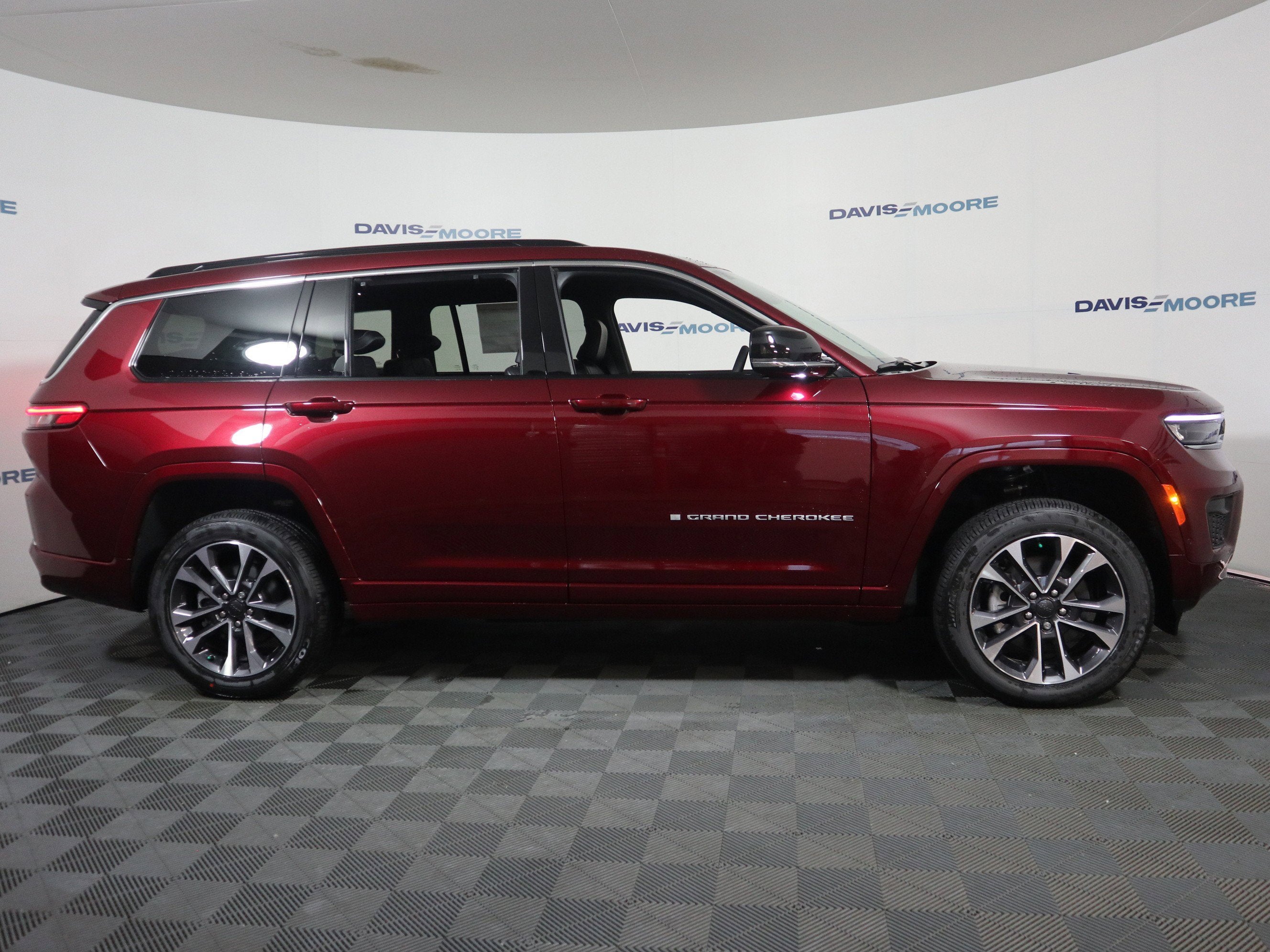 2025 Jeep Grand Cherokee L Overland