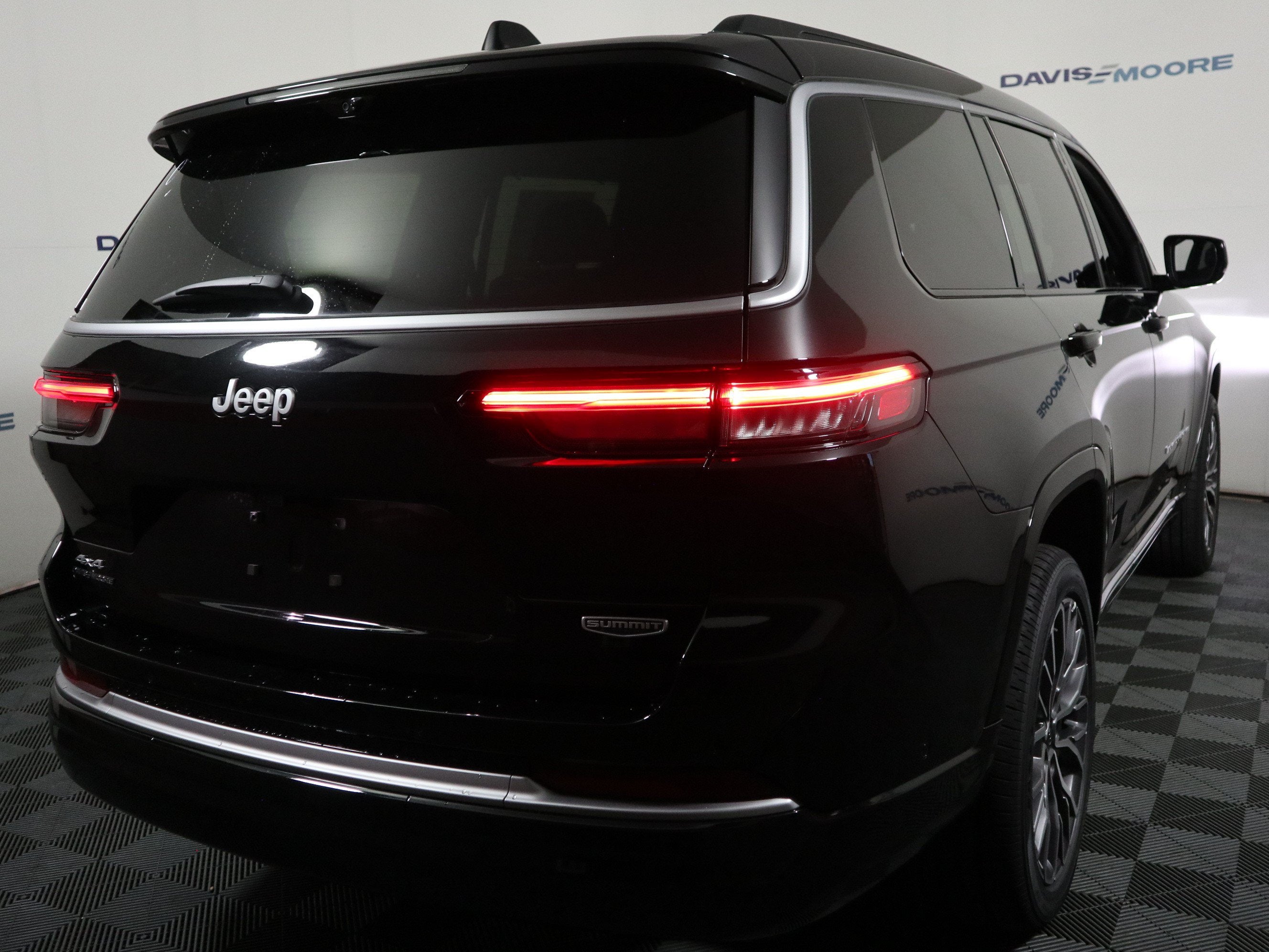 2026 Jeep Grand Cherokee L Summit